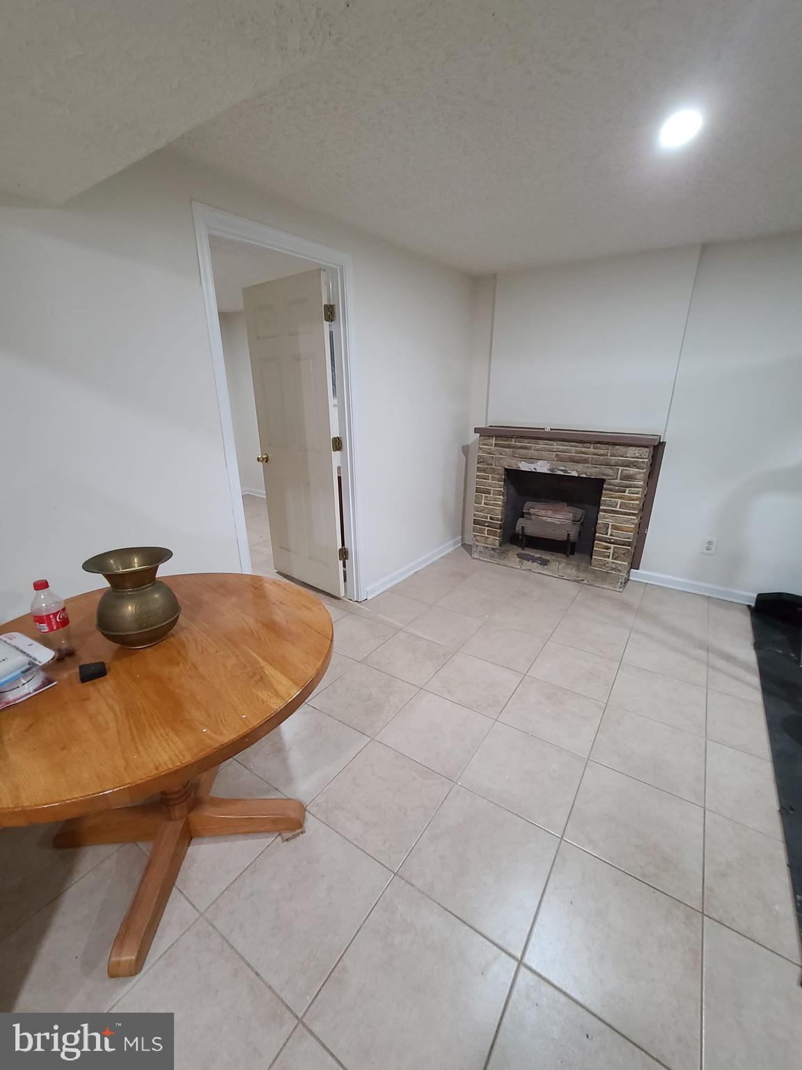 RIVERDALE HEIGHTS - Residential