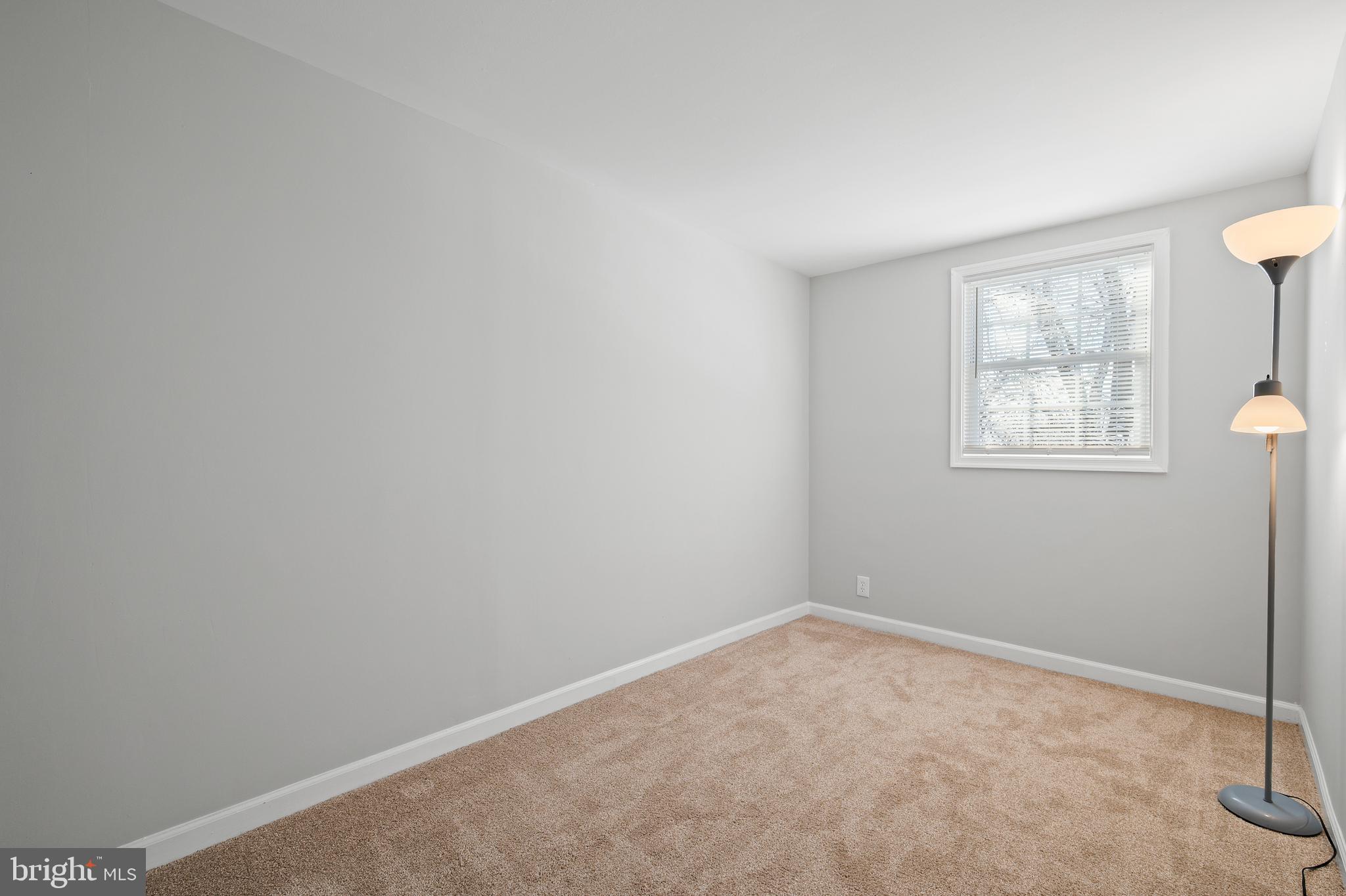 RIVERVIEW - Residential Lease