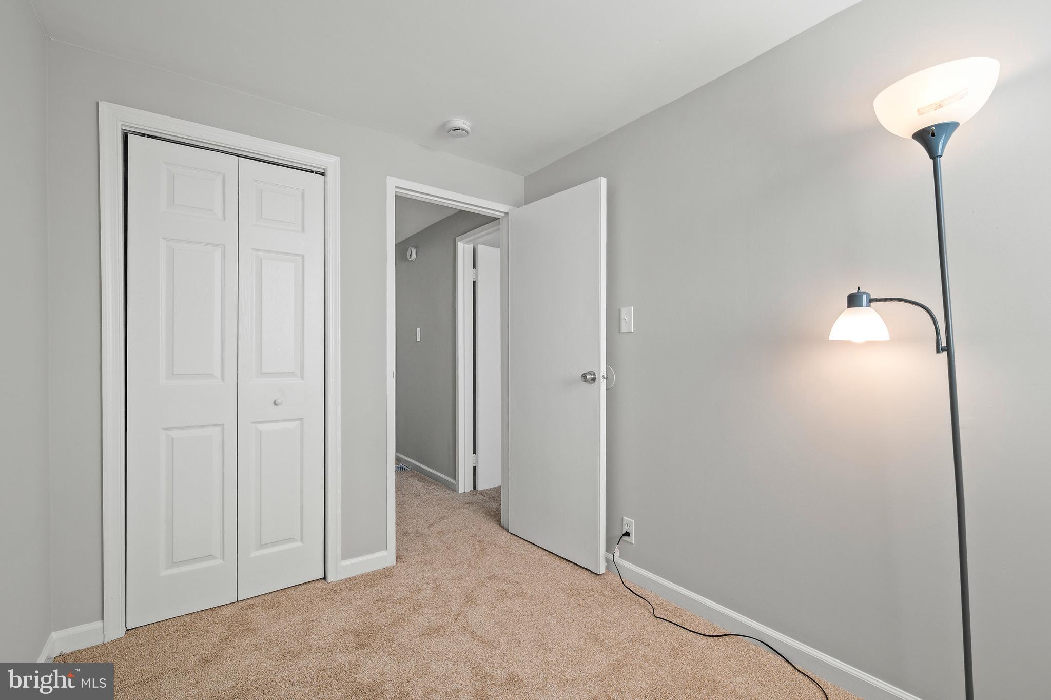 RIVERVIEW - Residential Lease