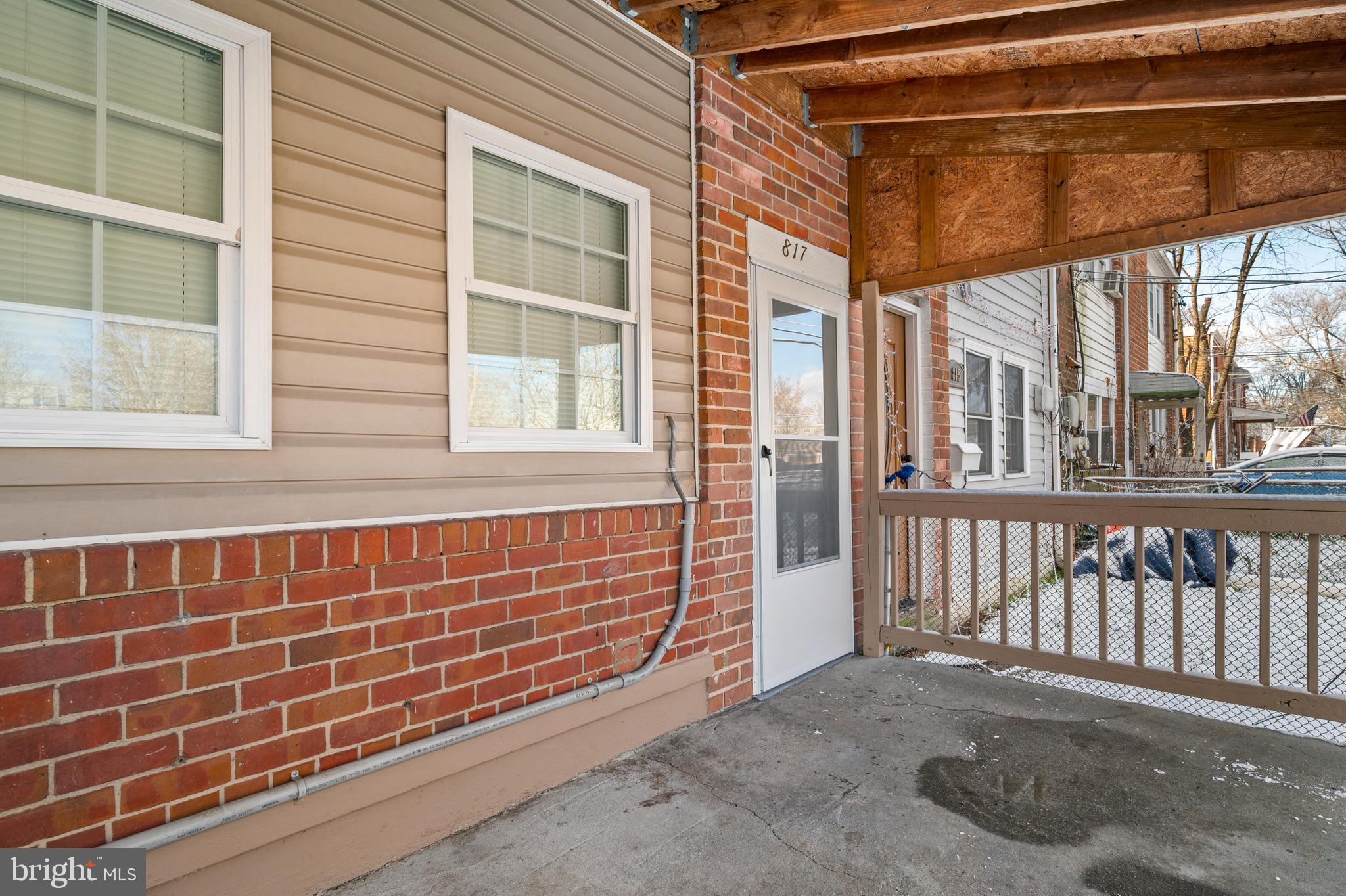 RIVERVIEW - Residential Lease