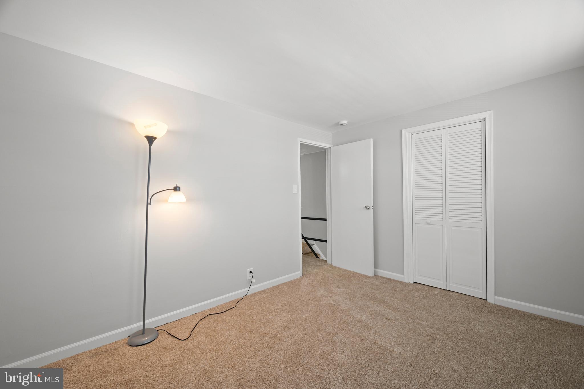 RIVERVIEW - Residential Lease