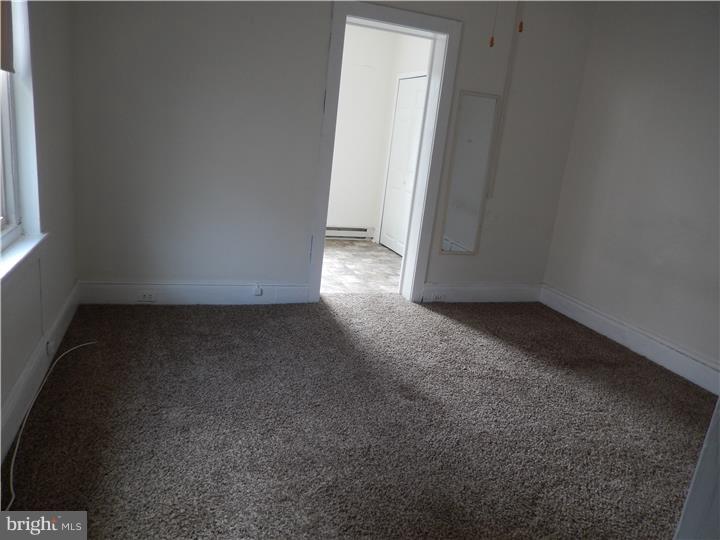 000 - Residential Lease