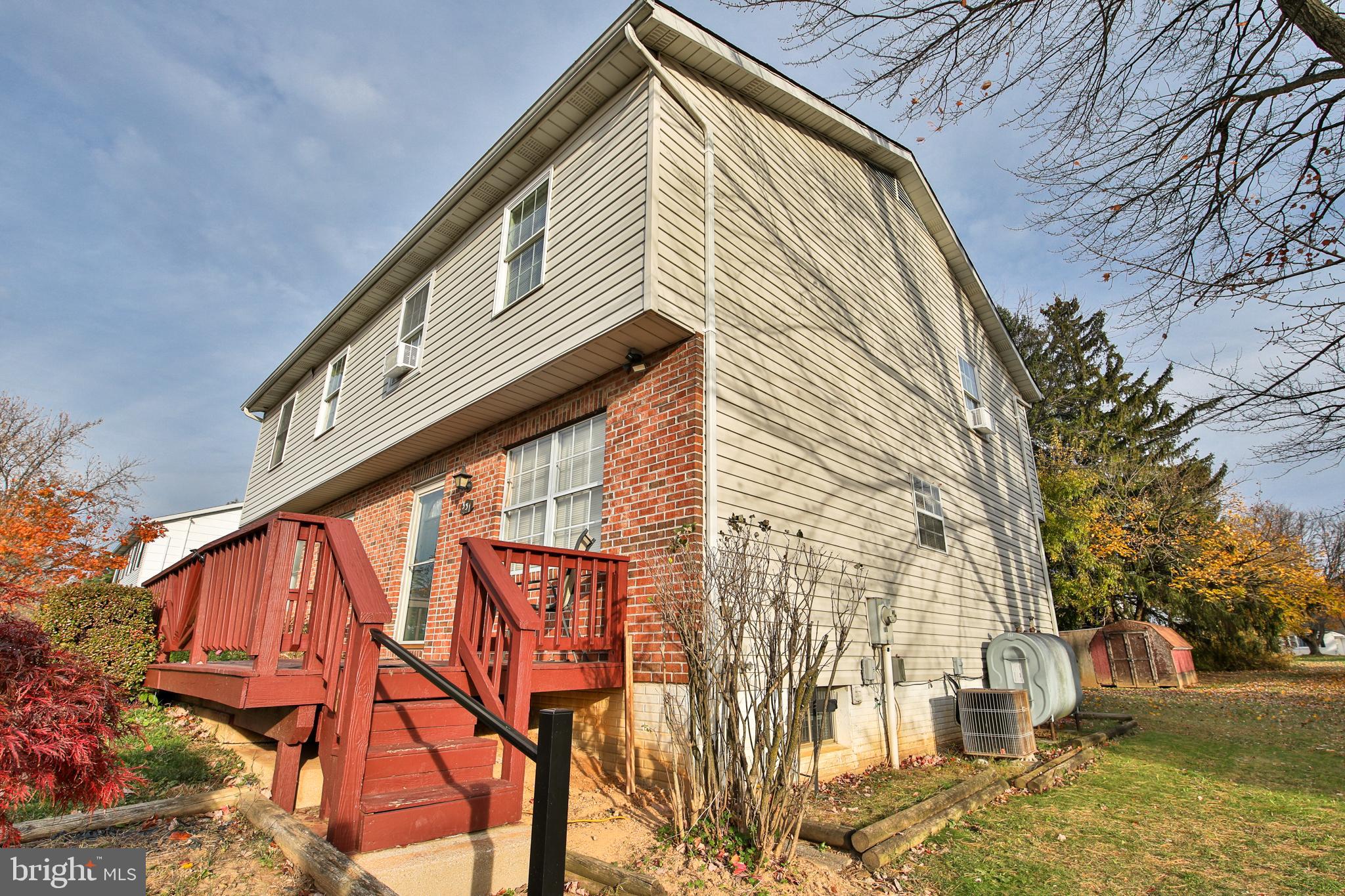 BUCKINGHAM VIEW - Residential