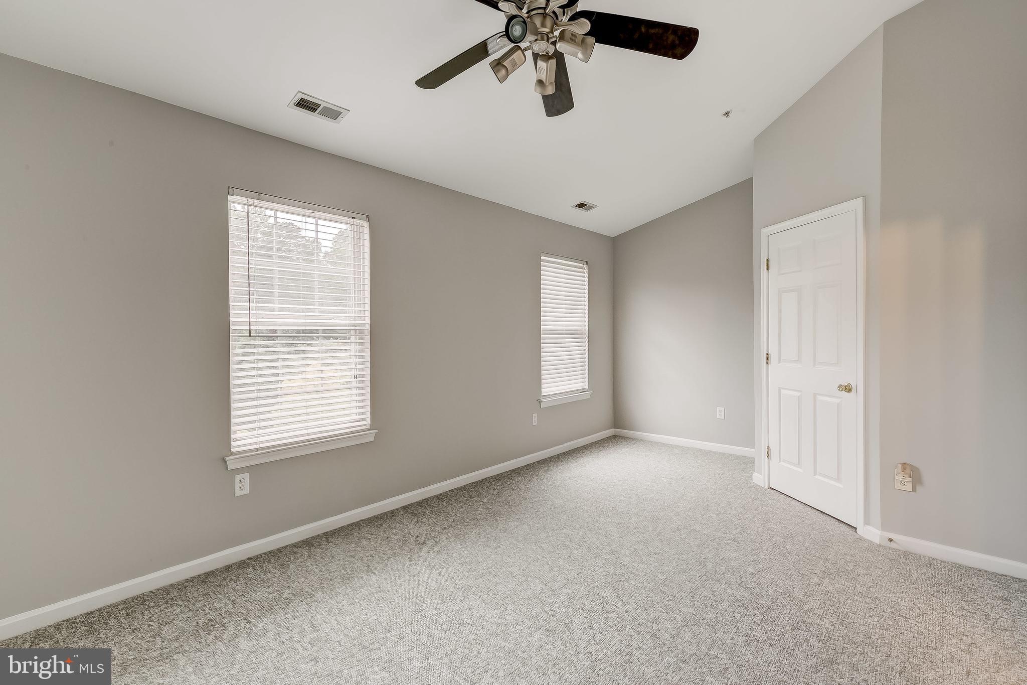 PINEY ORCHARD - Residential