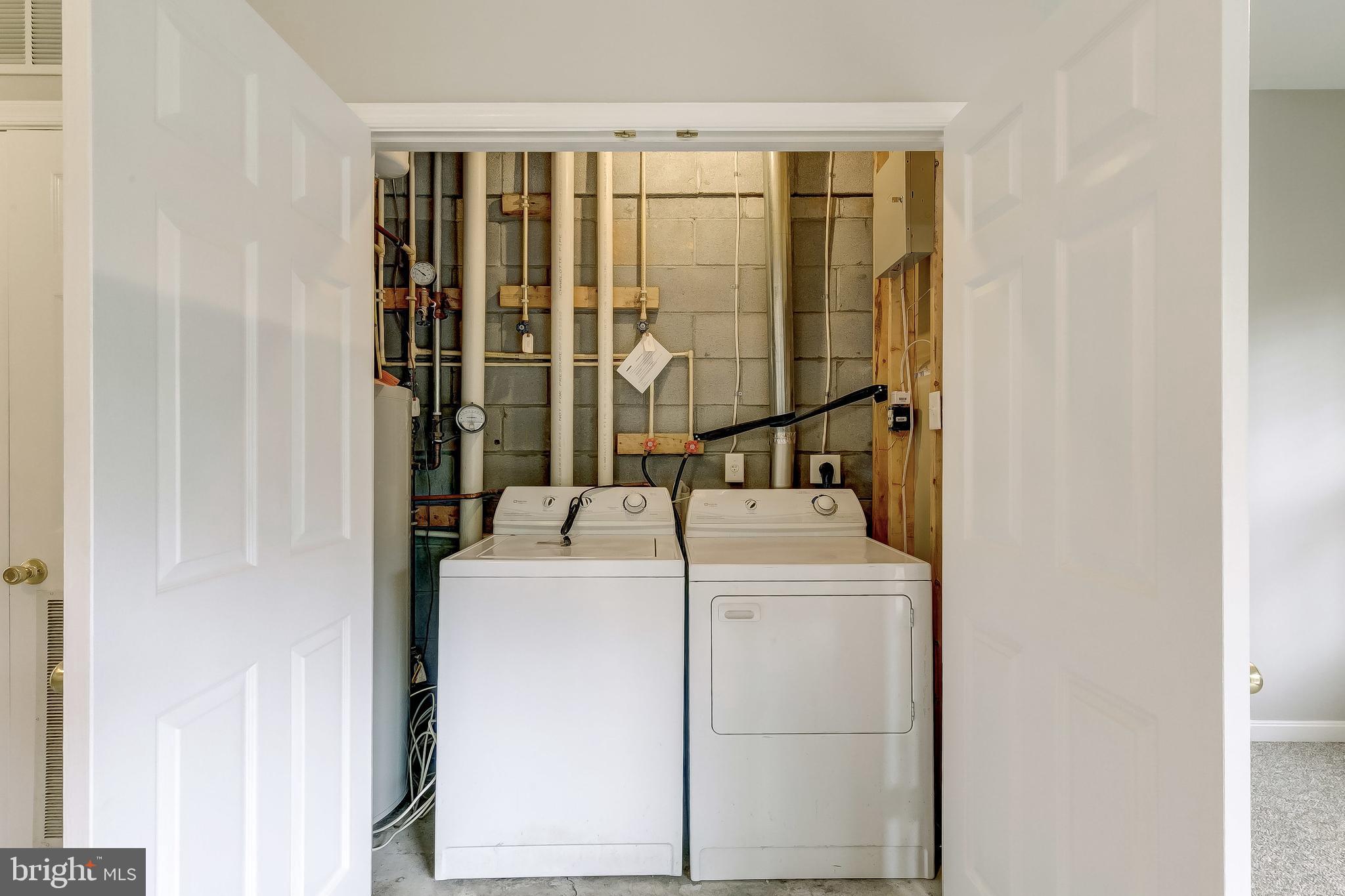 PINEY ORCHARD - Residential