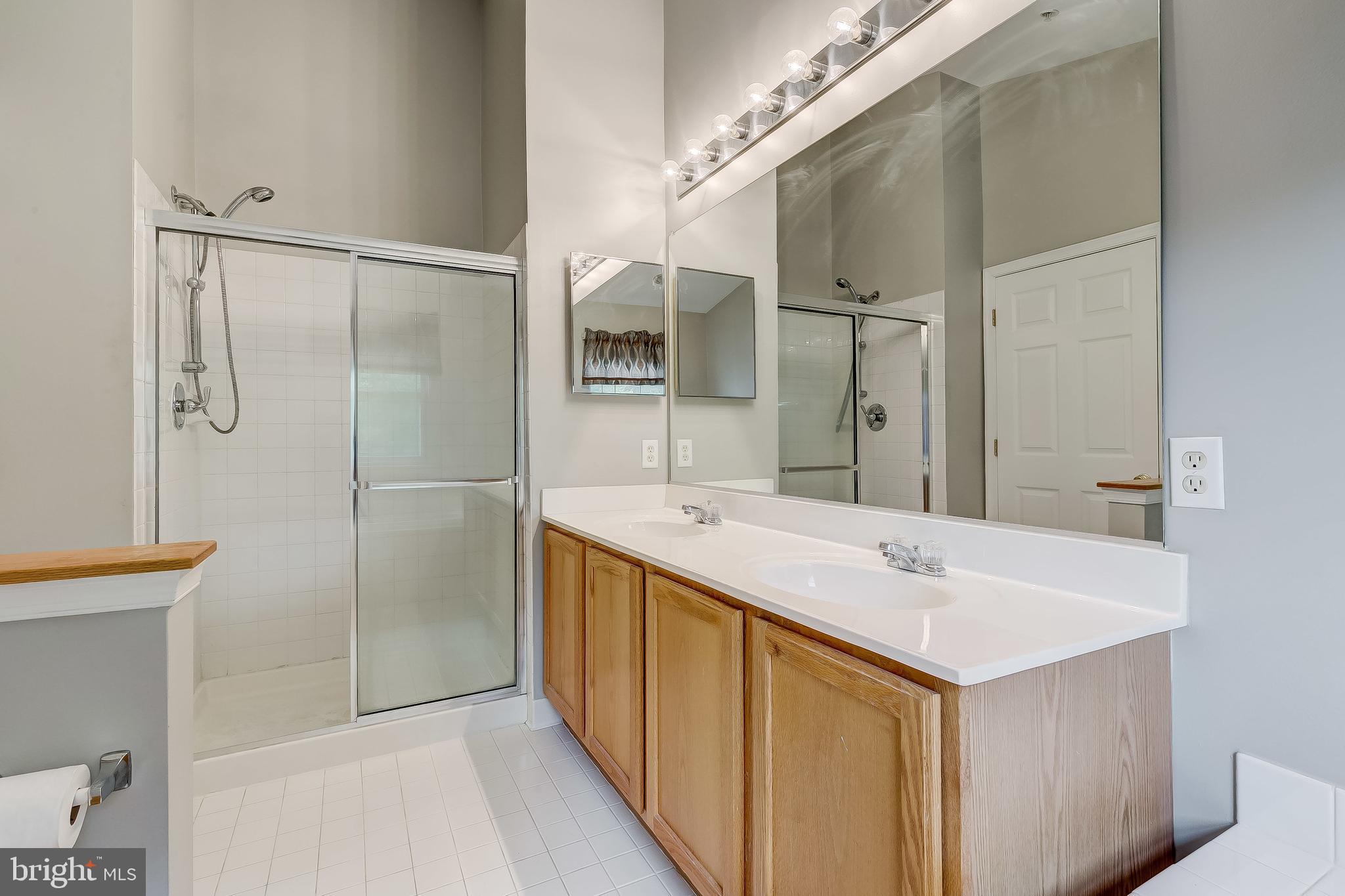 PINEY ORCHARD - Residential