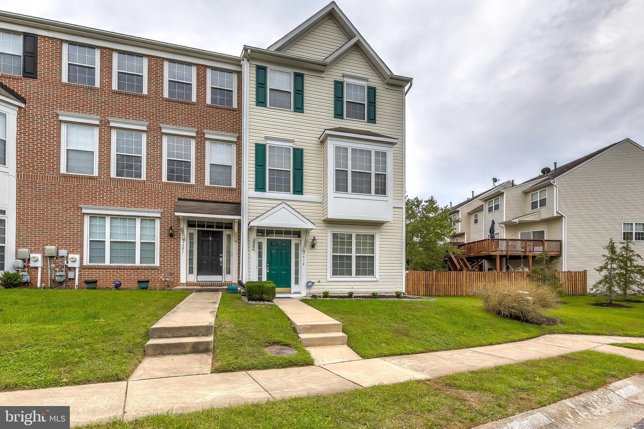 PINEY ORCHARD - Residential