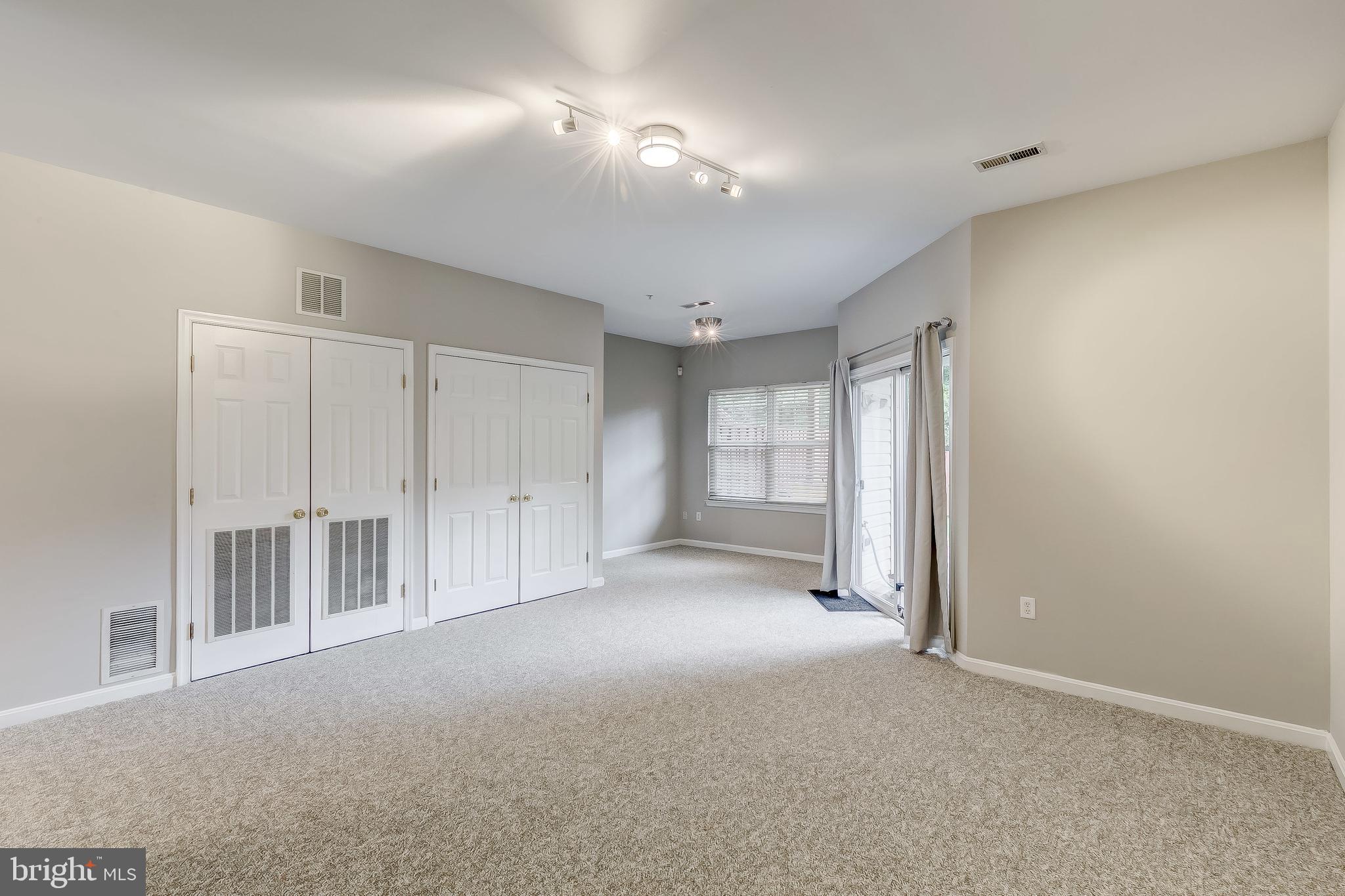 PINEY ORCHARD - Residential