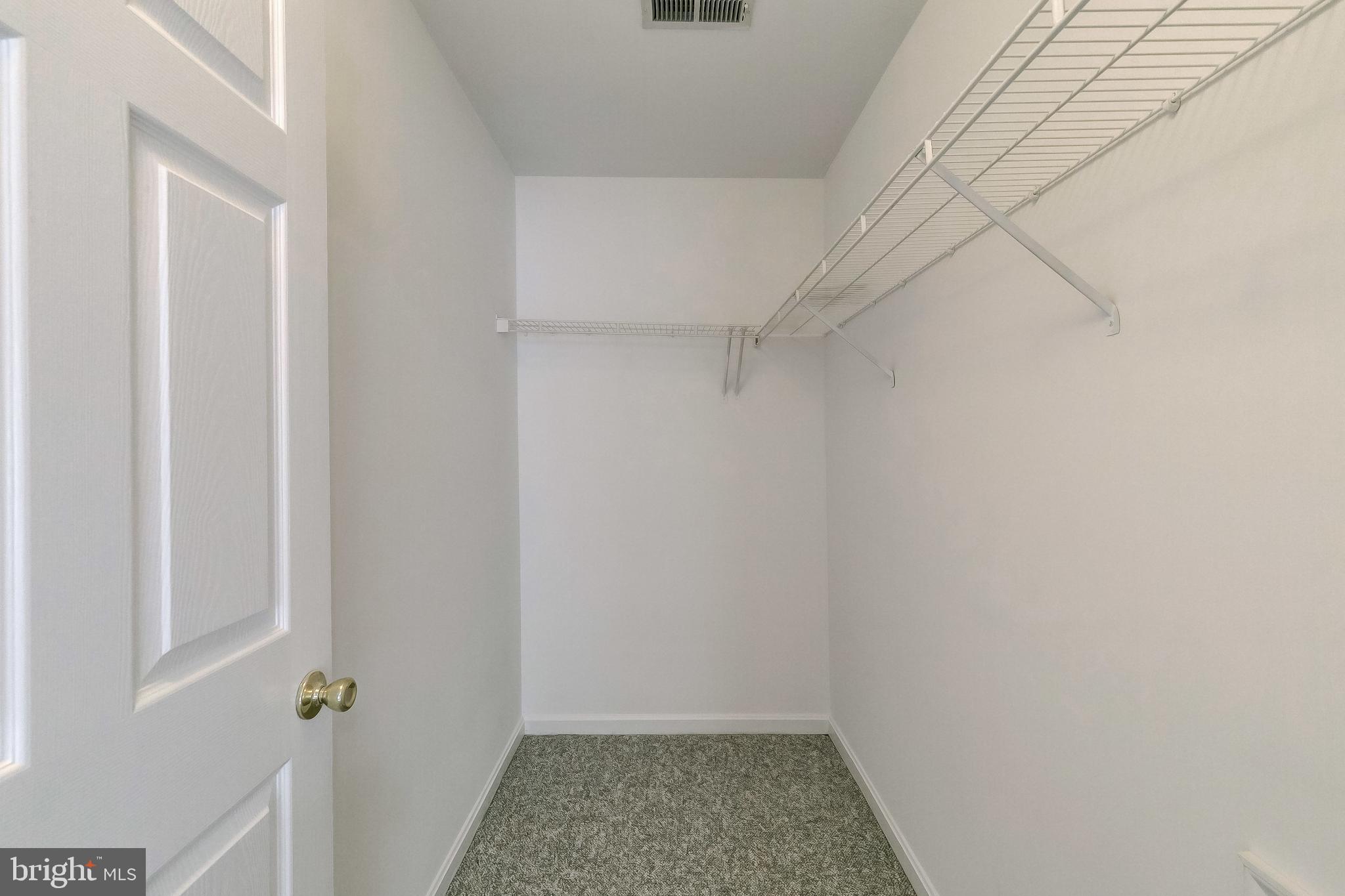 PINEY ORCHARD - Residential