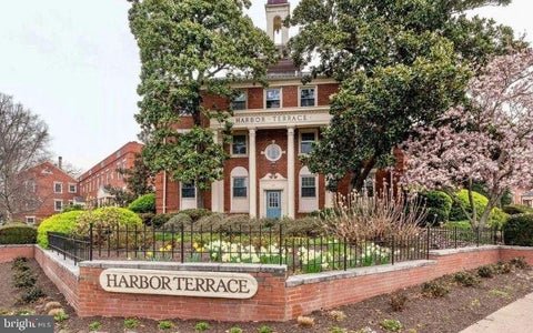 Condo For Sale - 607 Bashford Lane #3<br/> ALEXANDRIA, VA 22314