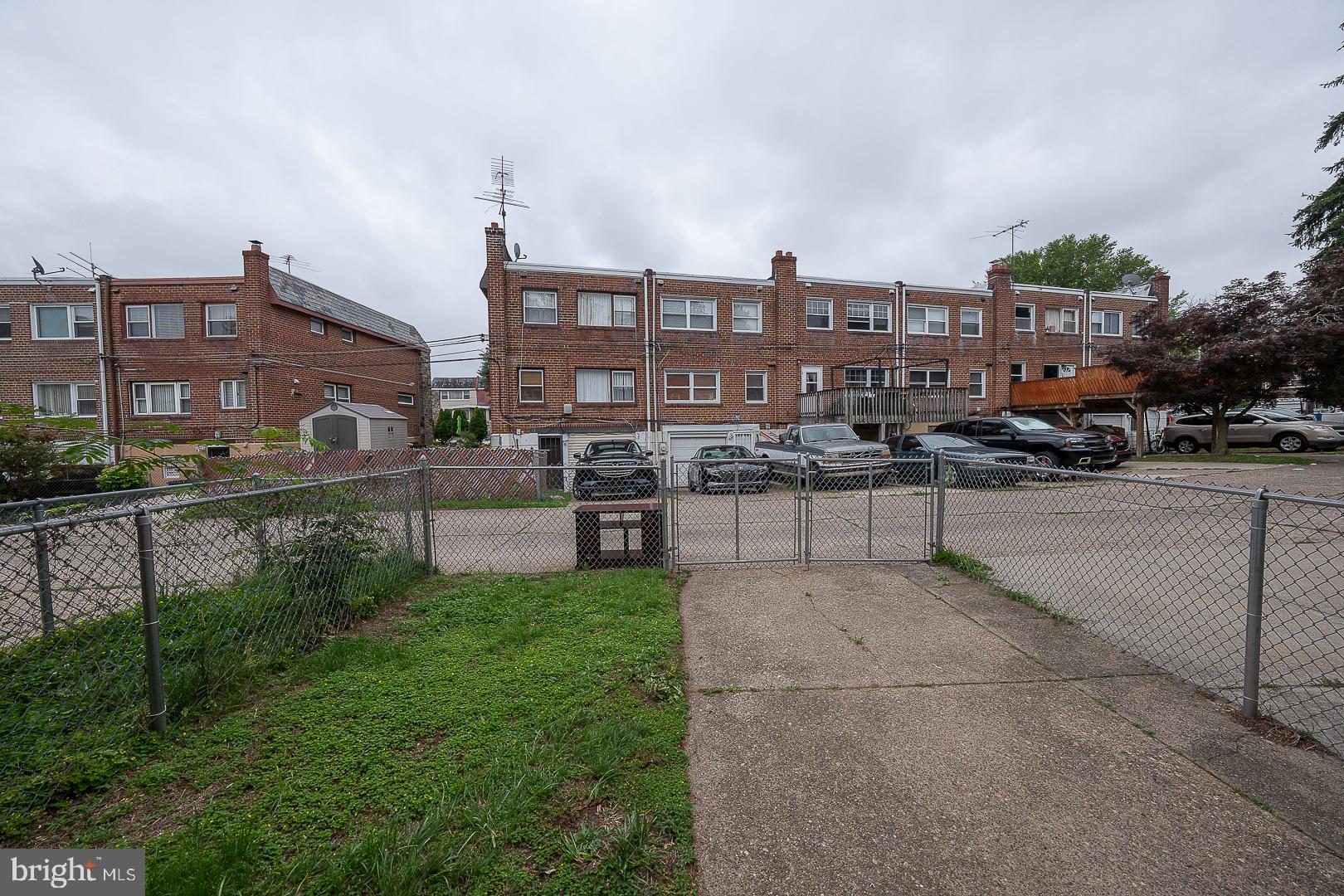 WYNNEFIELD HEIGHTS - Residential