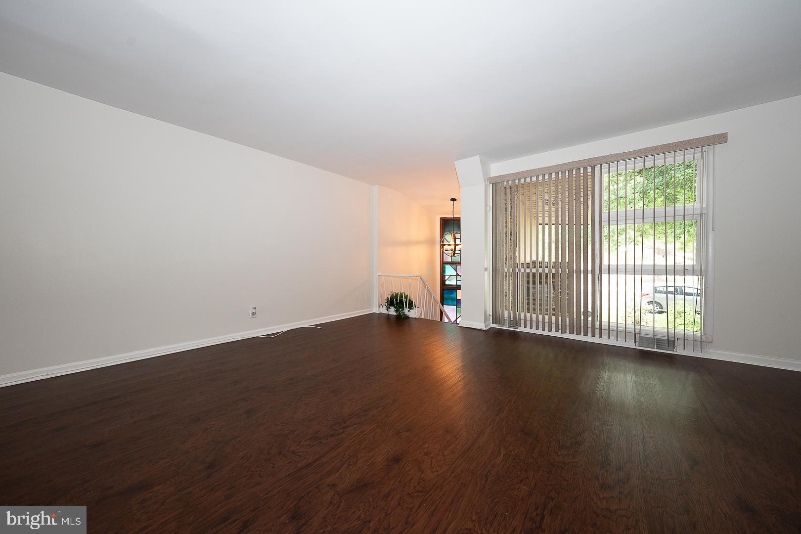 WYNNEFIELD HEIGHTS - Residential