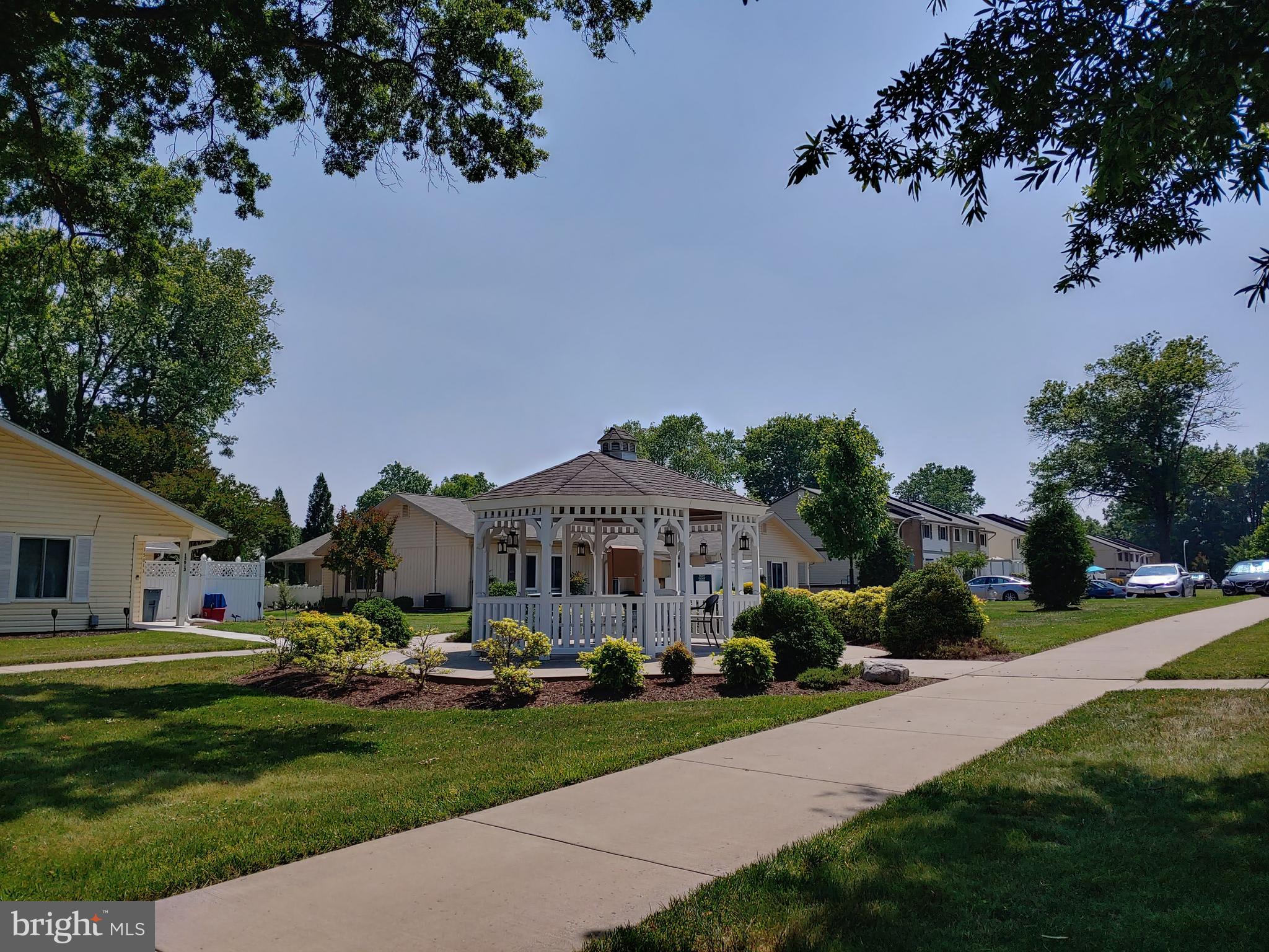 ROSSMOOR MUTUAL #12 - Residential