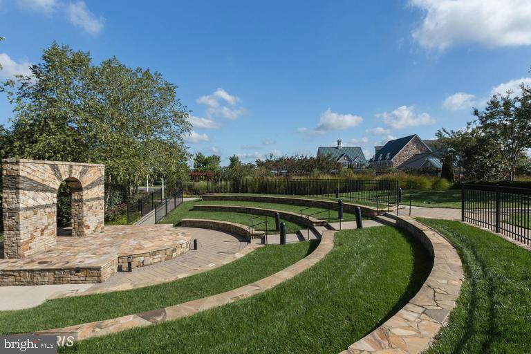 STONE RIDGE NORTH - Residential