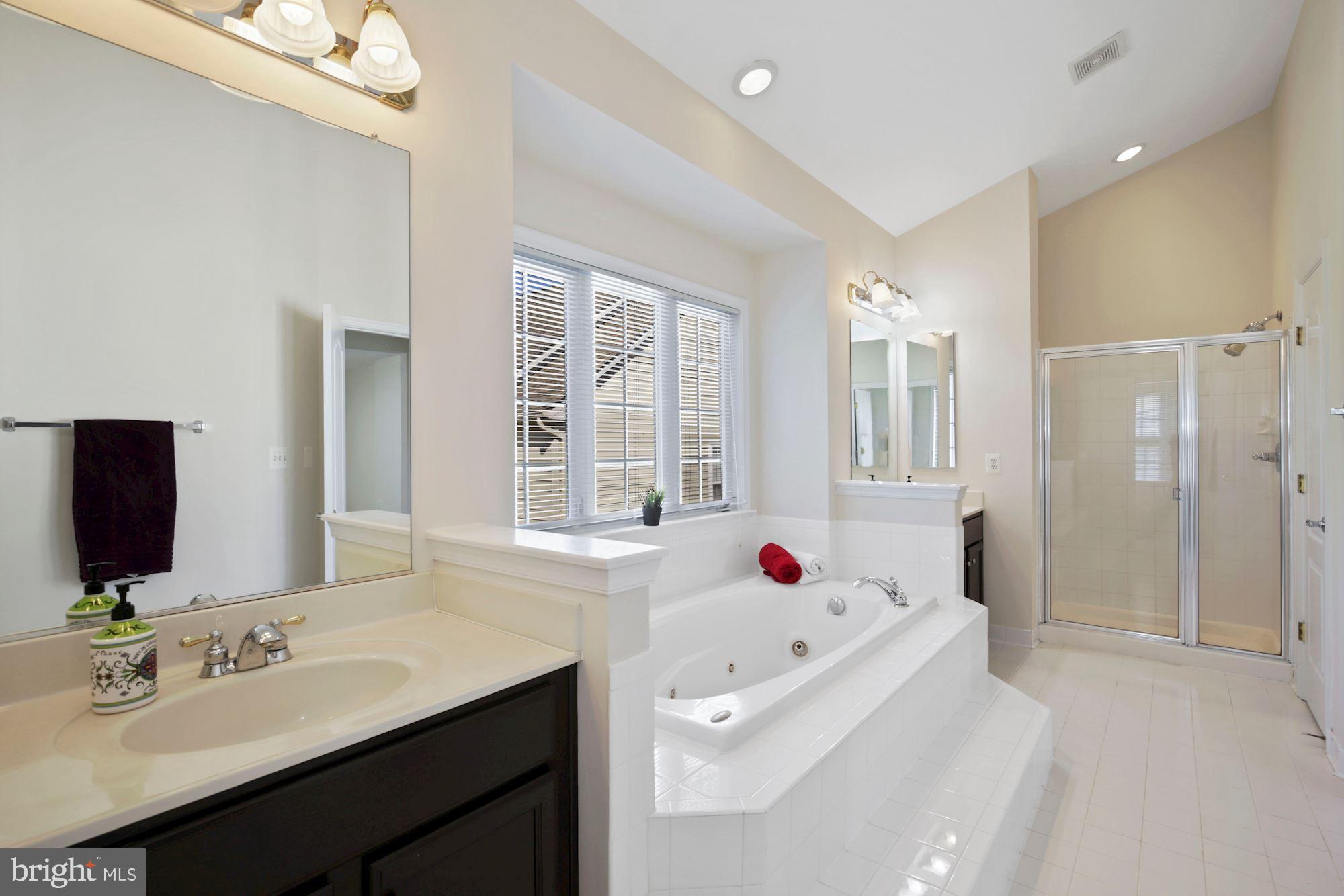 STONE RIDGE NORTH - Residential