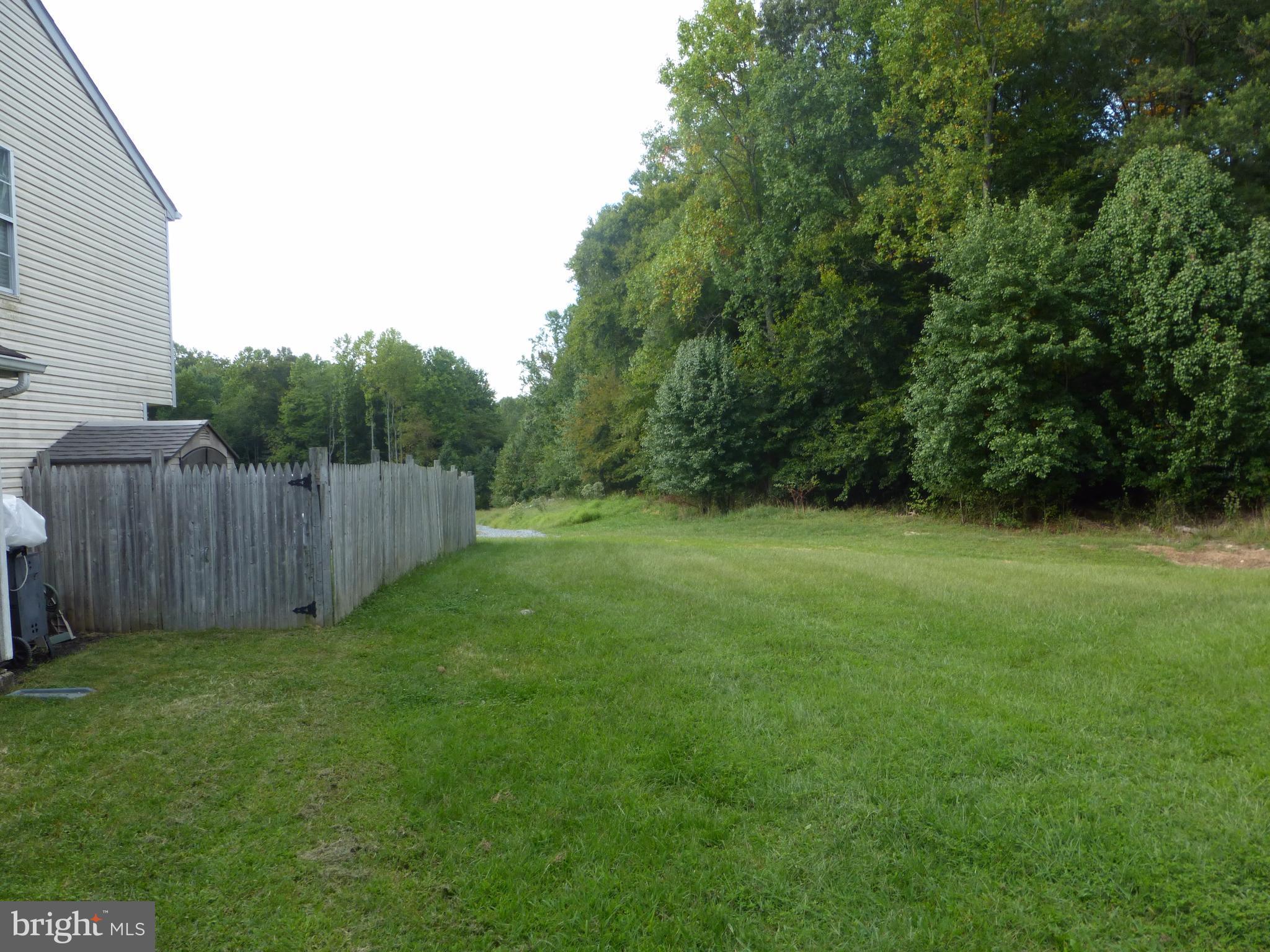 TANGLEWOOD TOWNHOMES SUB - Residential Lease