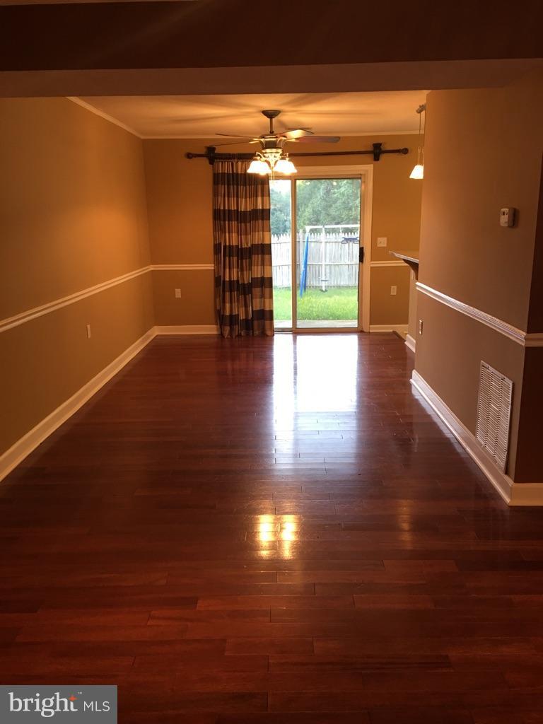 TANGLEWOOD TOWNHOMES SUB - Residential Lease