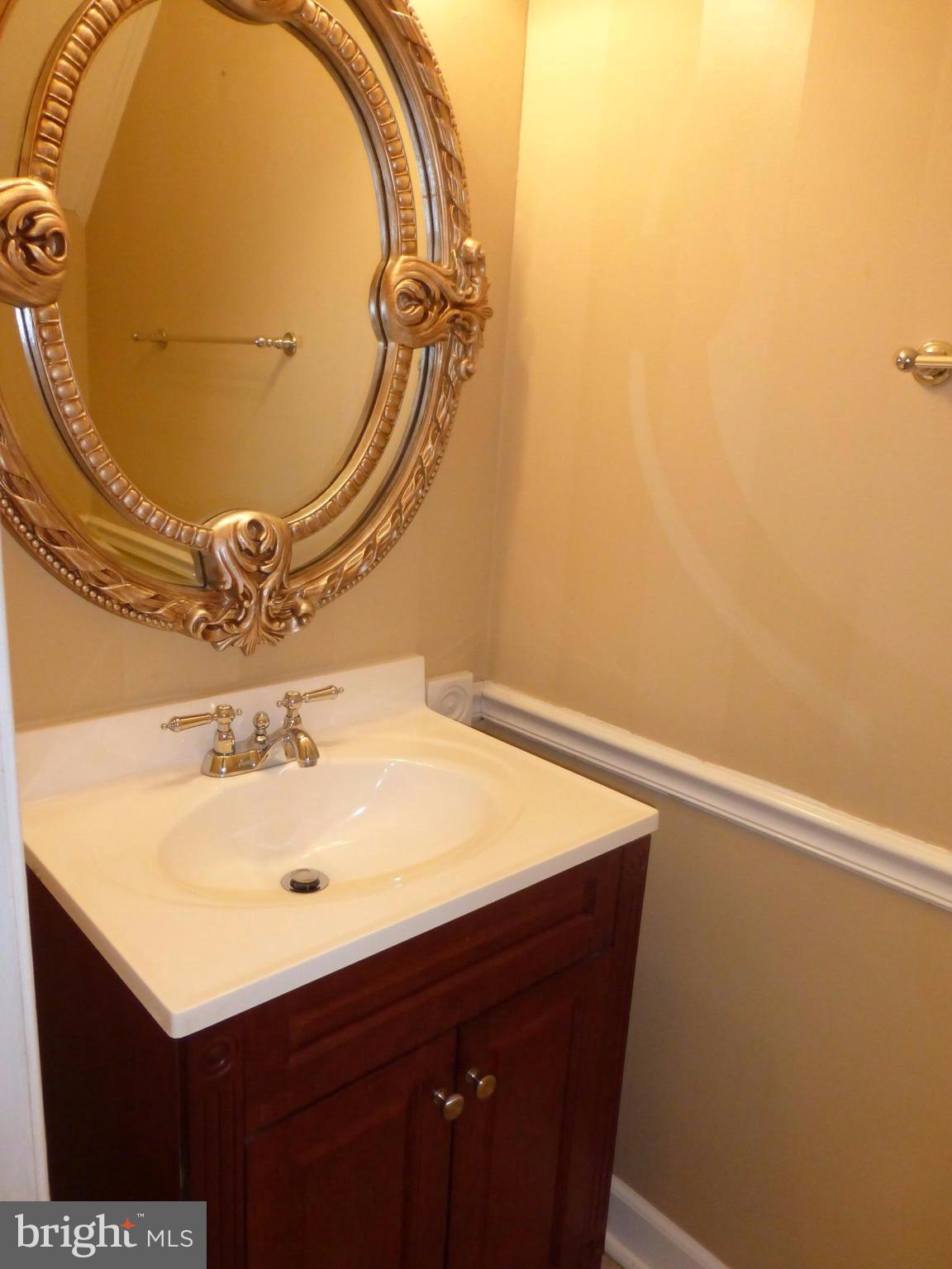 TANGLEWOOD TOWNHOMES SUB - Residential Lease