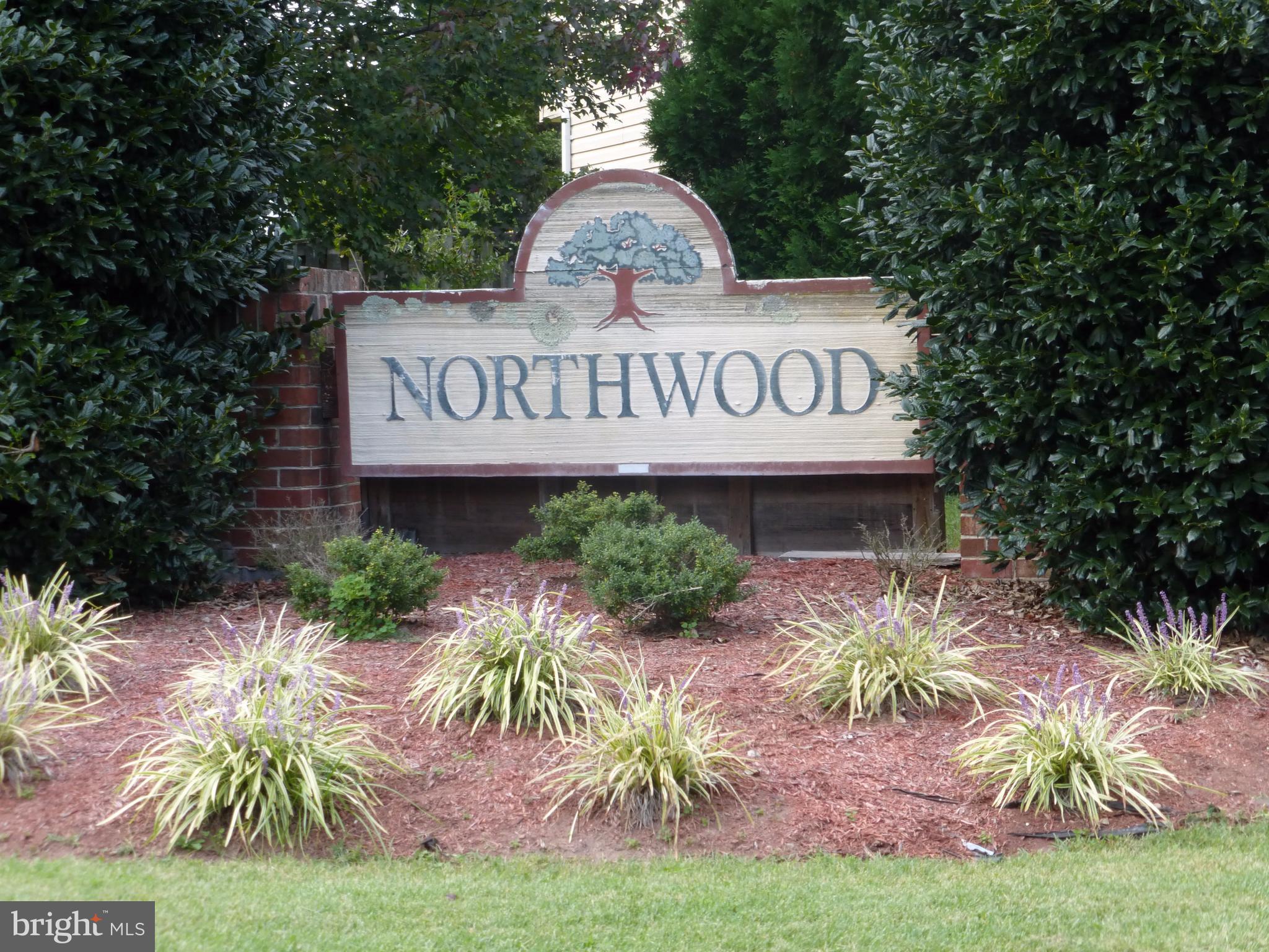 TANGLEWOOD TOWNHOMES SUB - Residential Lease