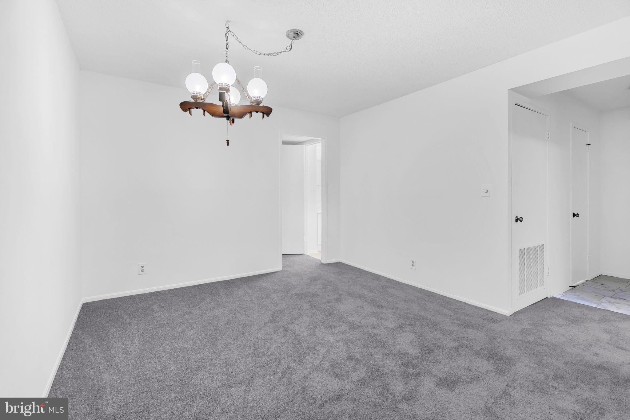 MONTEBELLO - Residential Lease