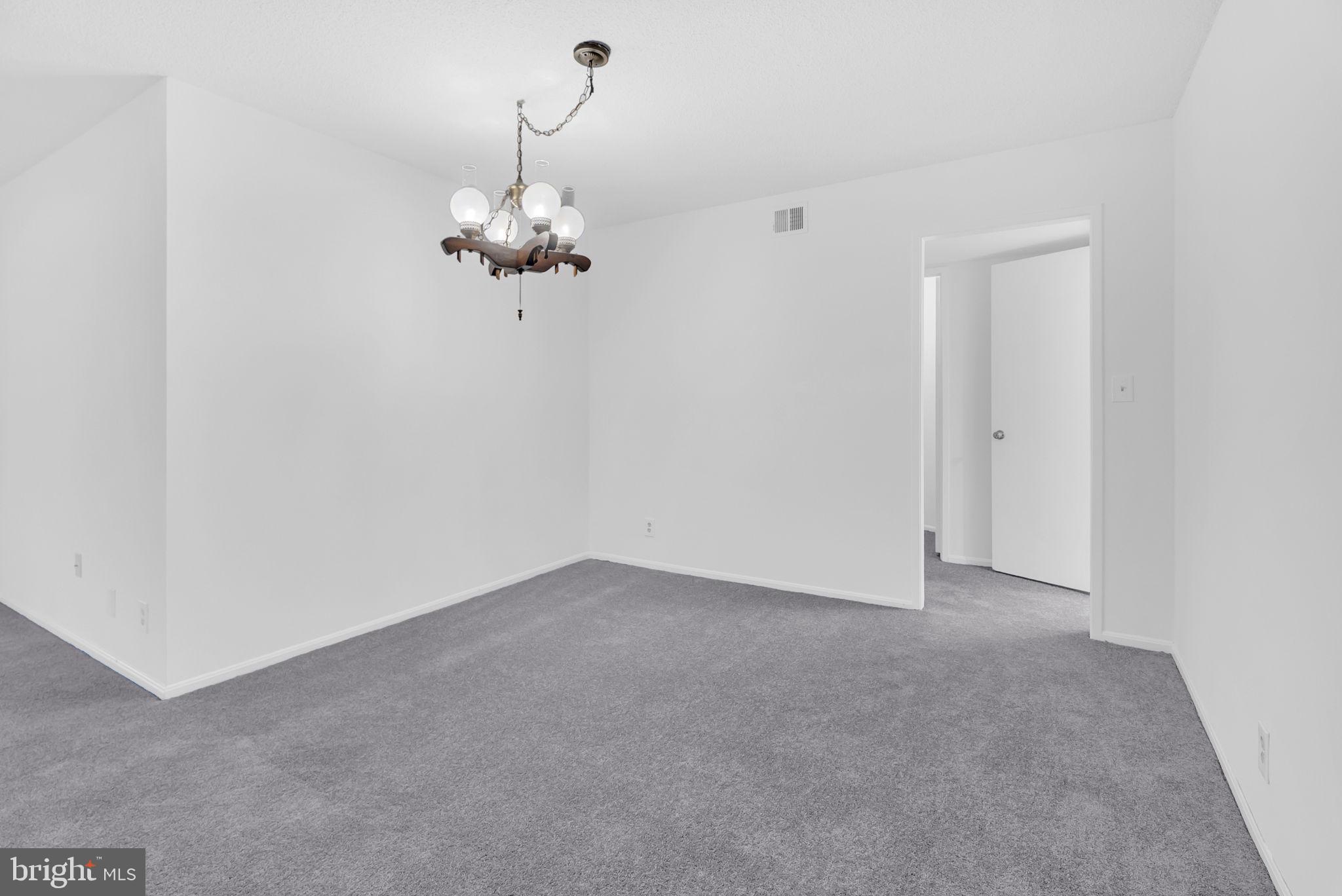 MONTEBELLO - Residential Lease