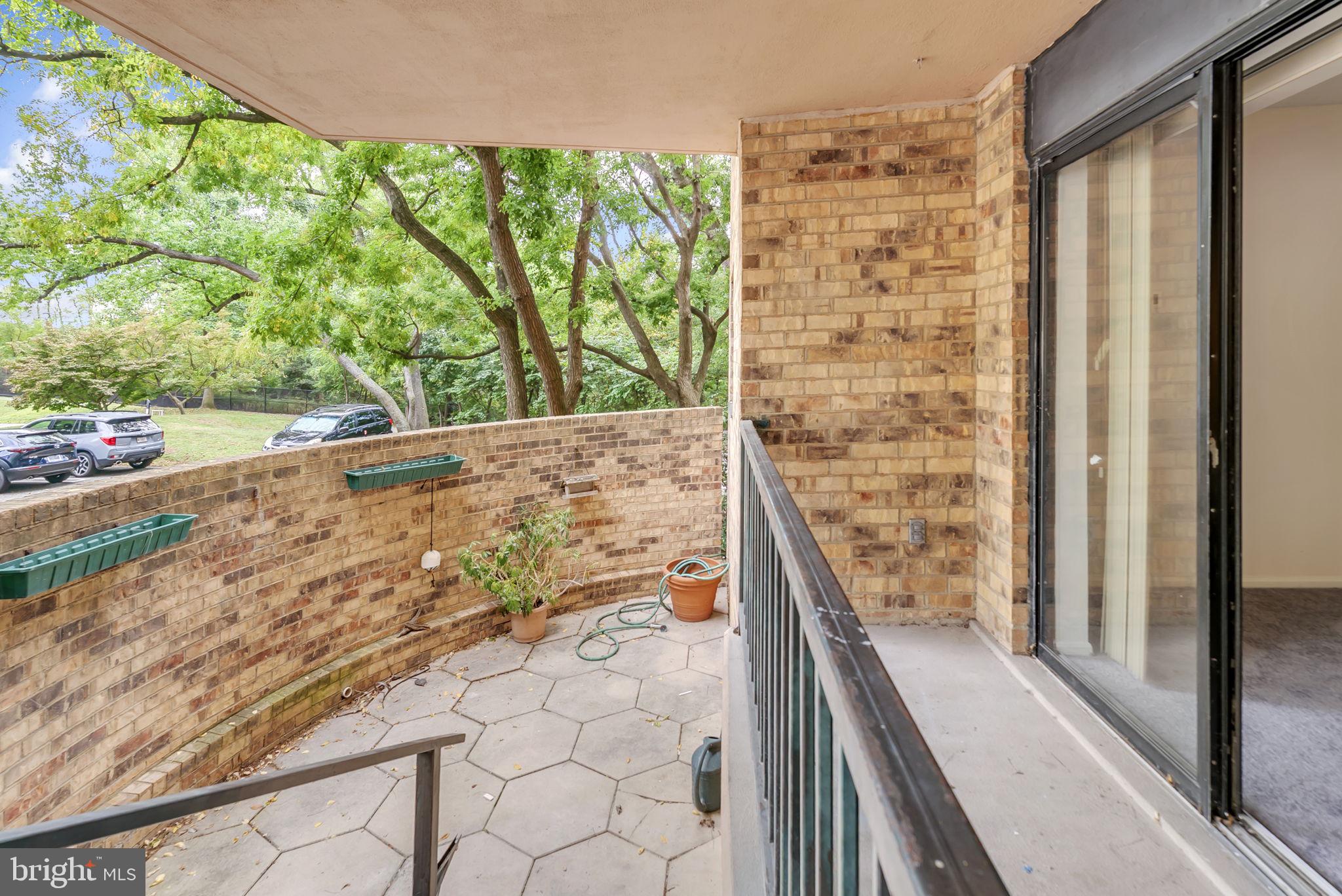 MONTEBELLO - Residential Lease