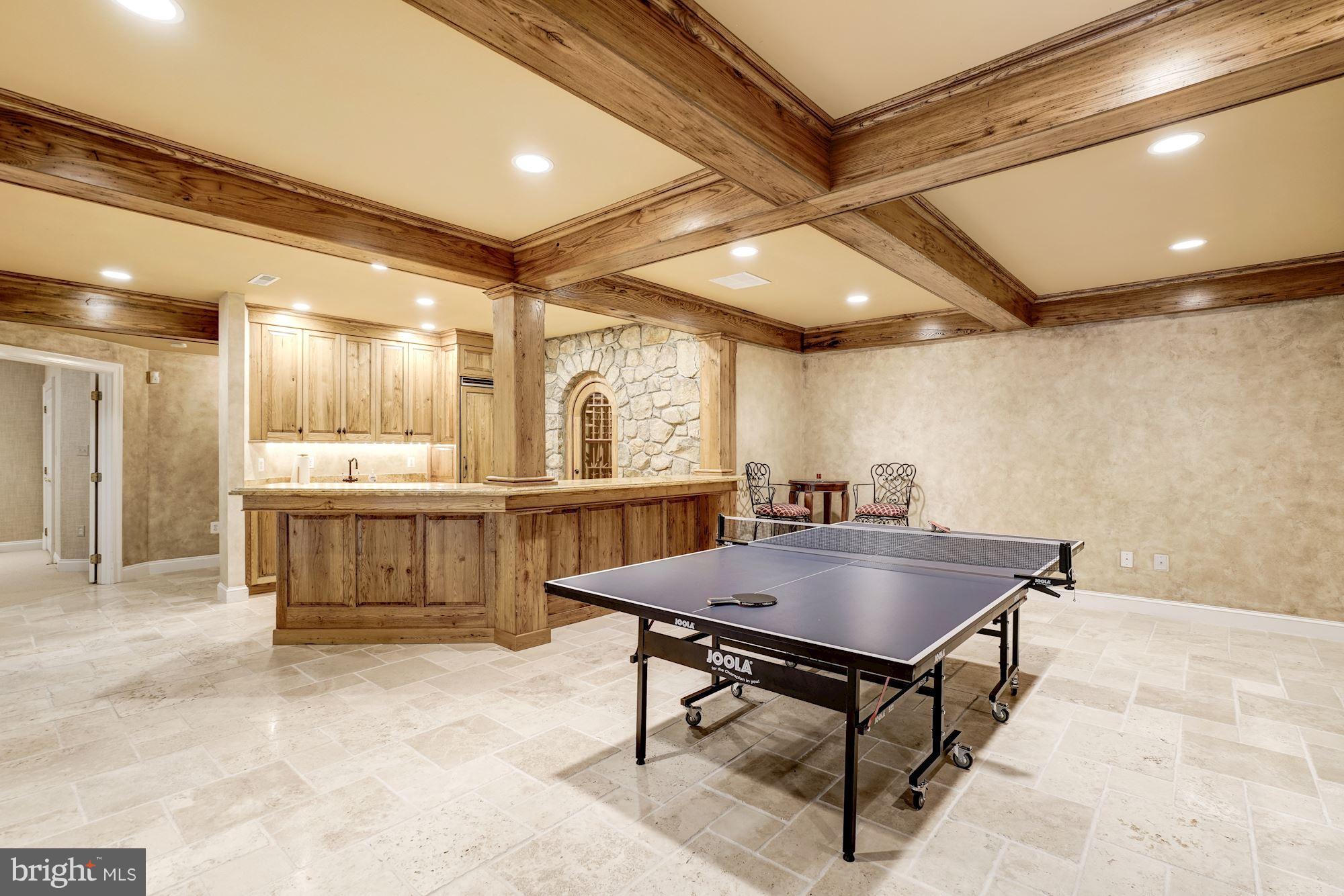 BRYAN POND - Residential