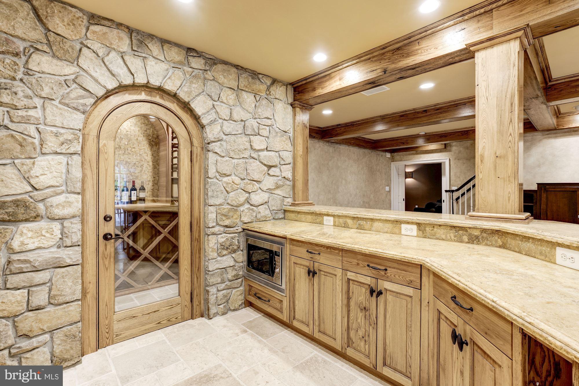 BRYAN POND - Residential