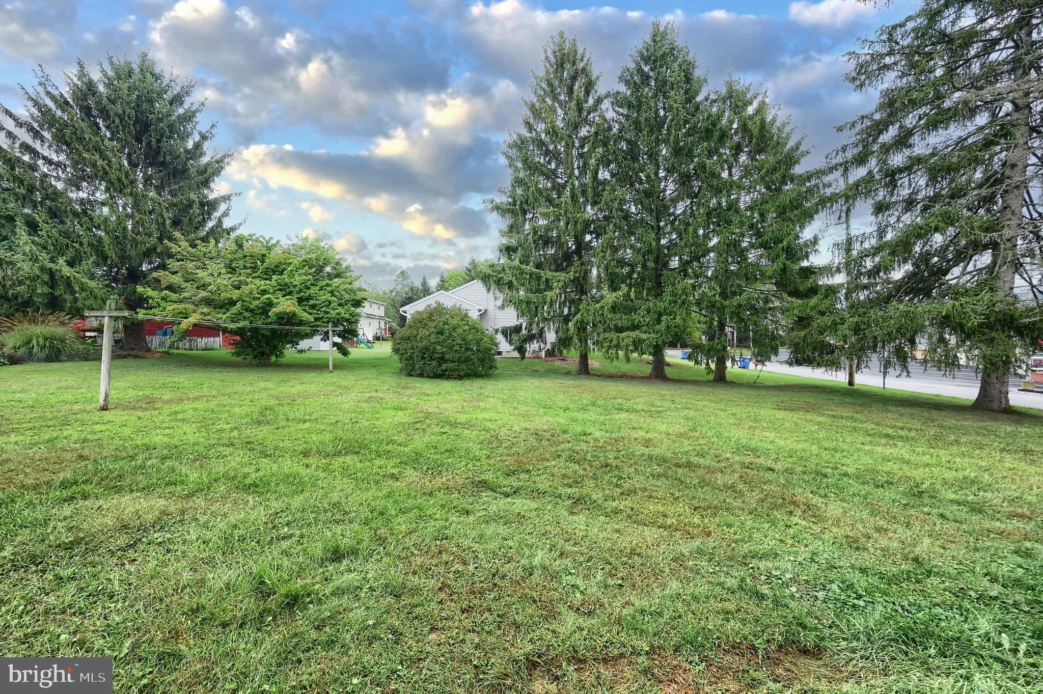 Dallastown, Pennsylvania 17313, United States, 4 Bedrooms Bedrooms, ,1 BathroomBathrooms,Residential,Active,218277