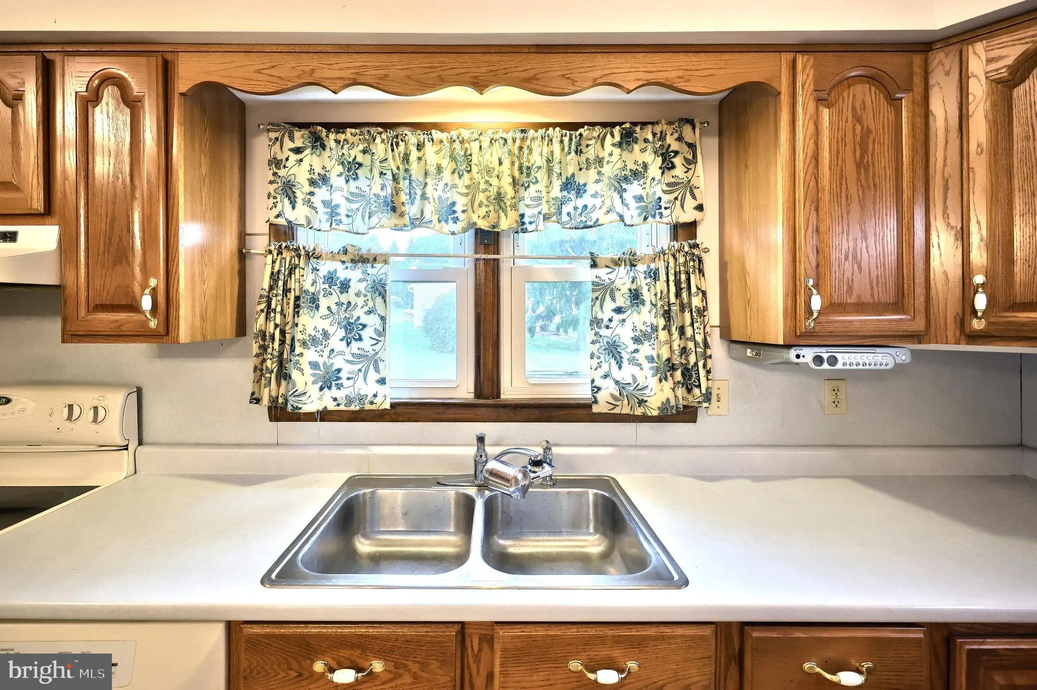 Dallastown, Pennsylvania 17313, United States, 4 Bedrooms Bedrooms, ,1 BathroomBathrooms,Residential,Active,218277