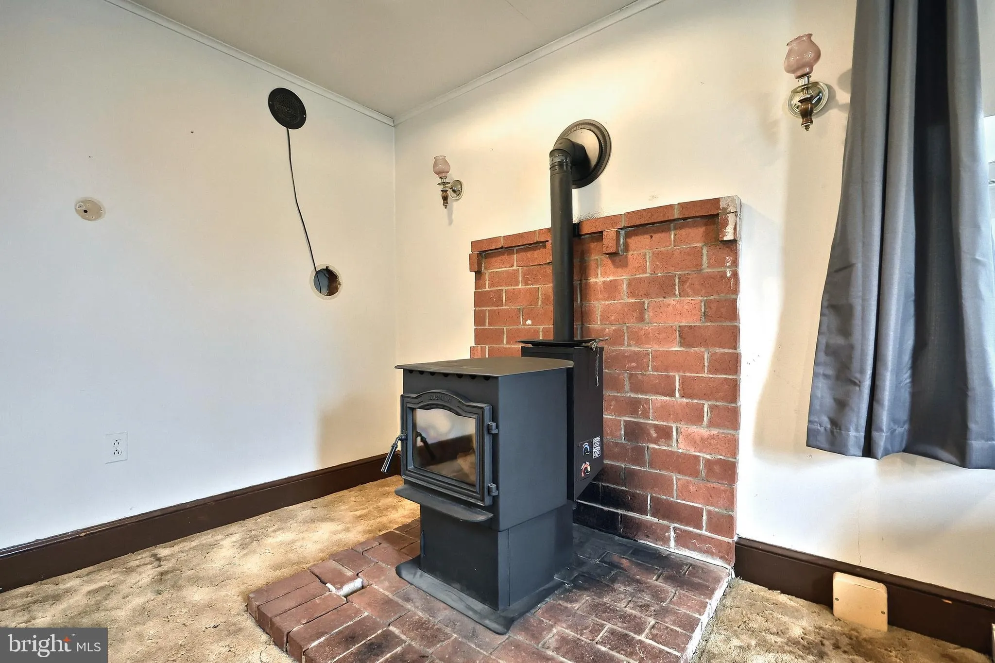 Dallastown, Pennsylvania 17313, United States, 4 Bedrooms Bedrooms, ,1 BathroomBathrooms,Residential,Active,218277