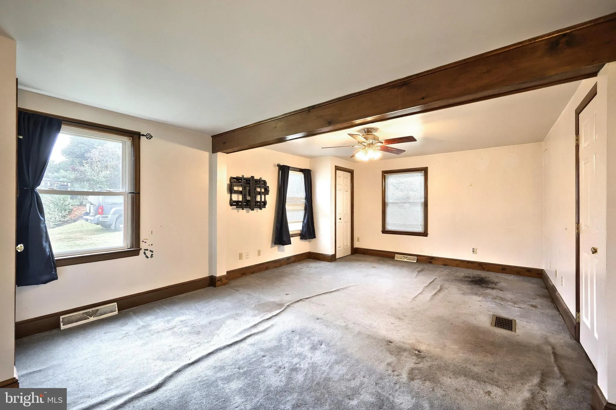 Dallastown, Pennsylvania 17313, United States, 4 Bedrooms Bedrooms, ,1 BathroomBathrooms,Residential,Active,218277