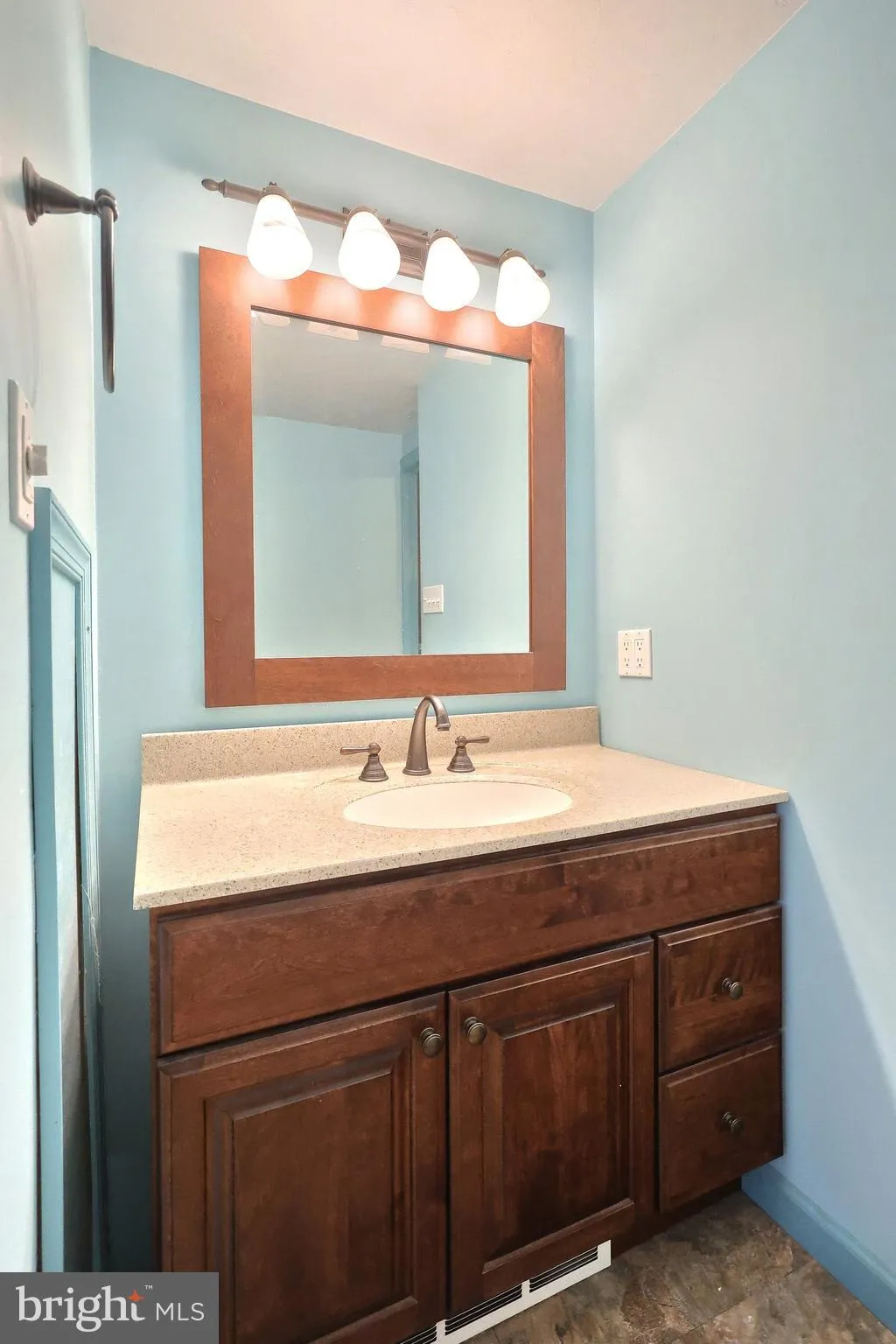 Dallastown, Pennsylvania 17313, United States, 4 Bedrooms Bedrooms, ,1 BathroomBathrooms,Residential,Active,218277