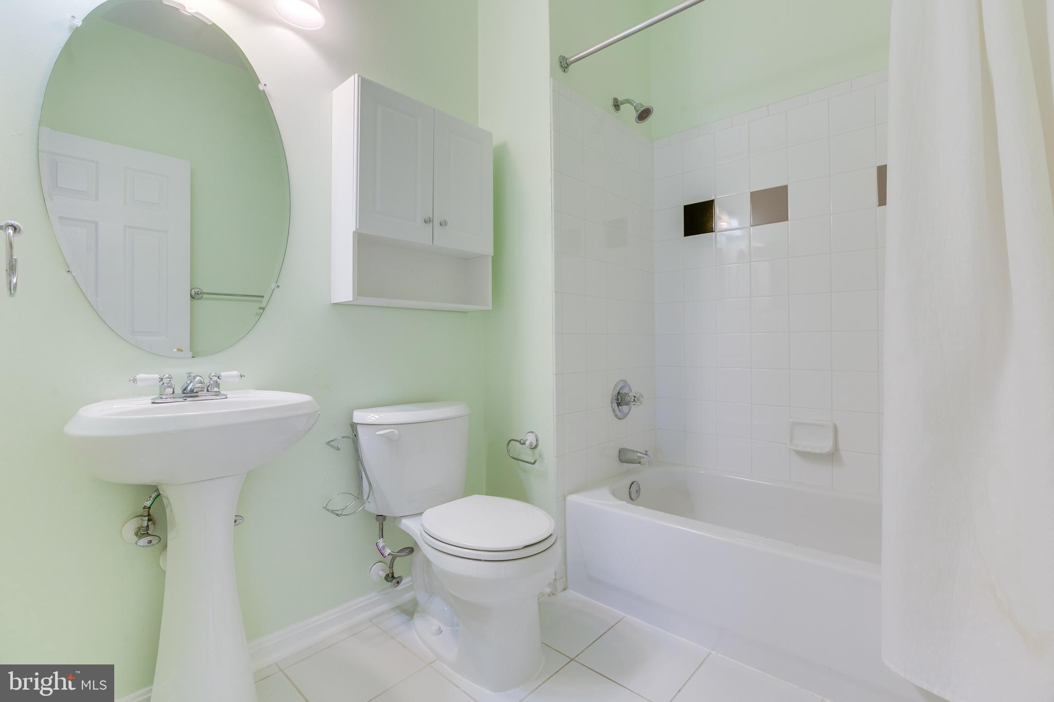 PARKSIDE AT ASHBURN - Residential