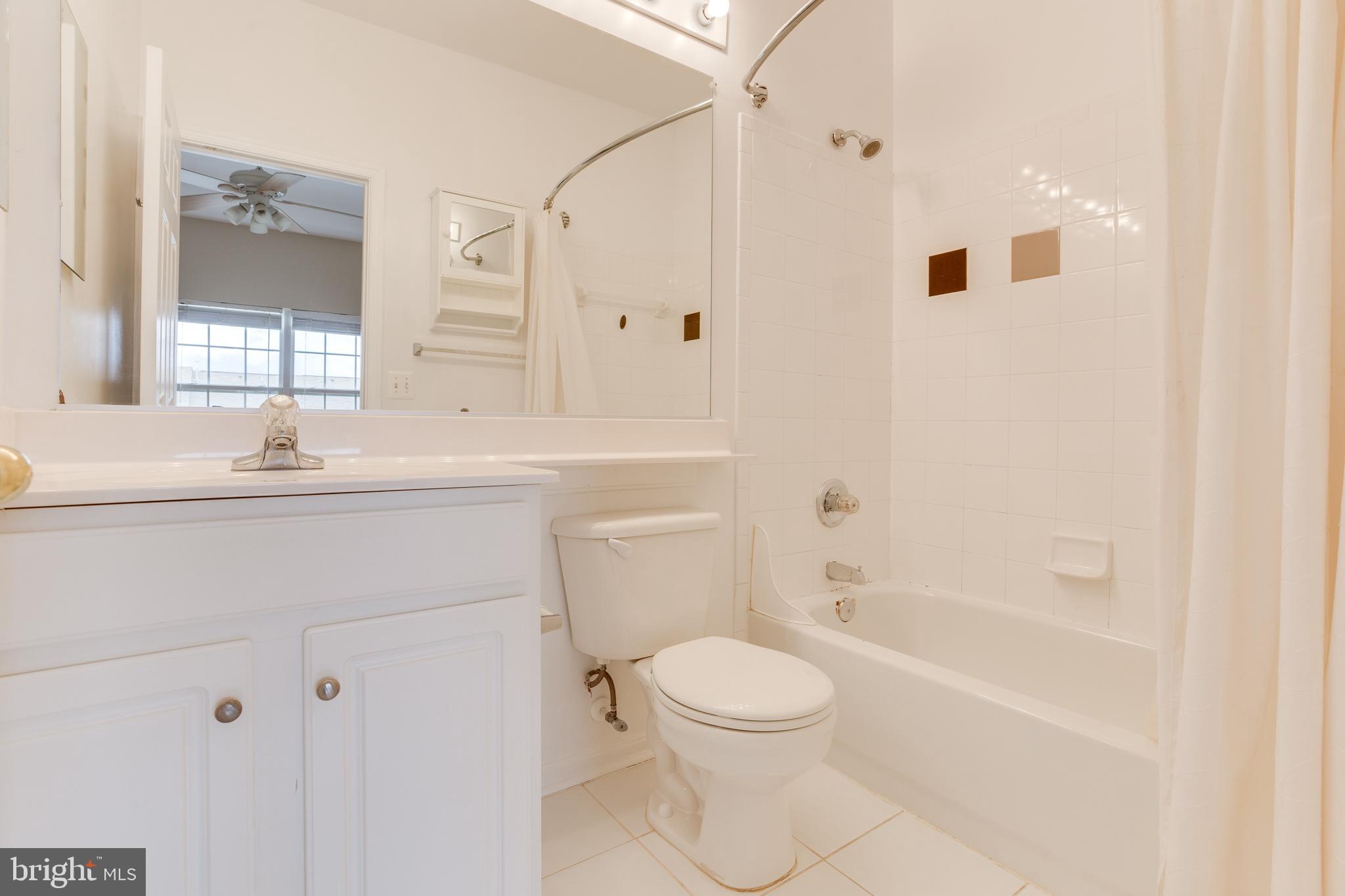 PARKSIDE AT ASHBURN - Residential