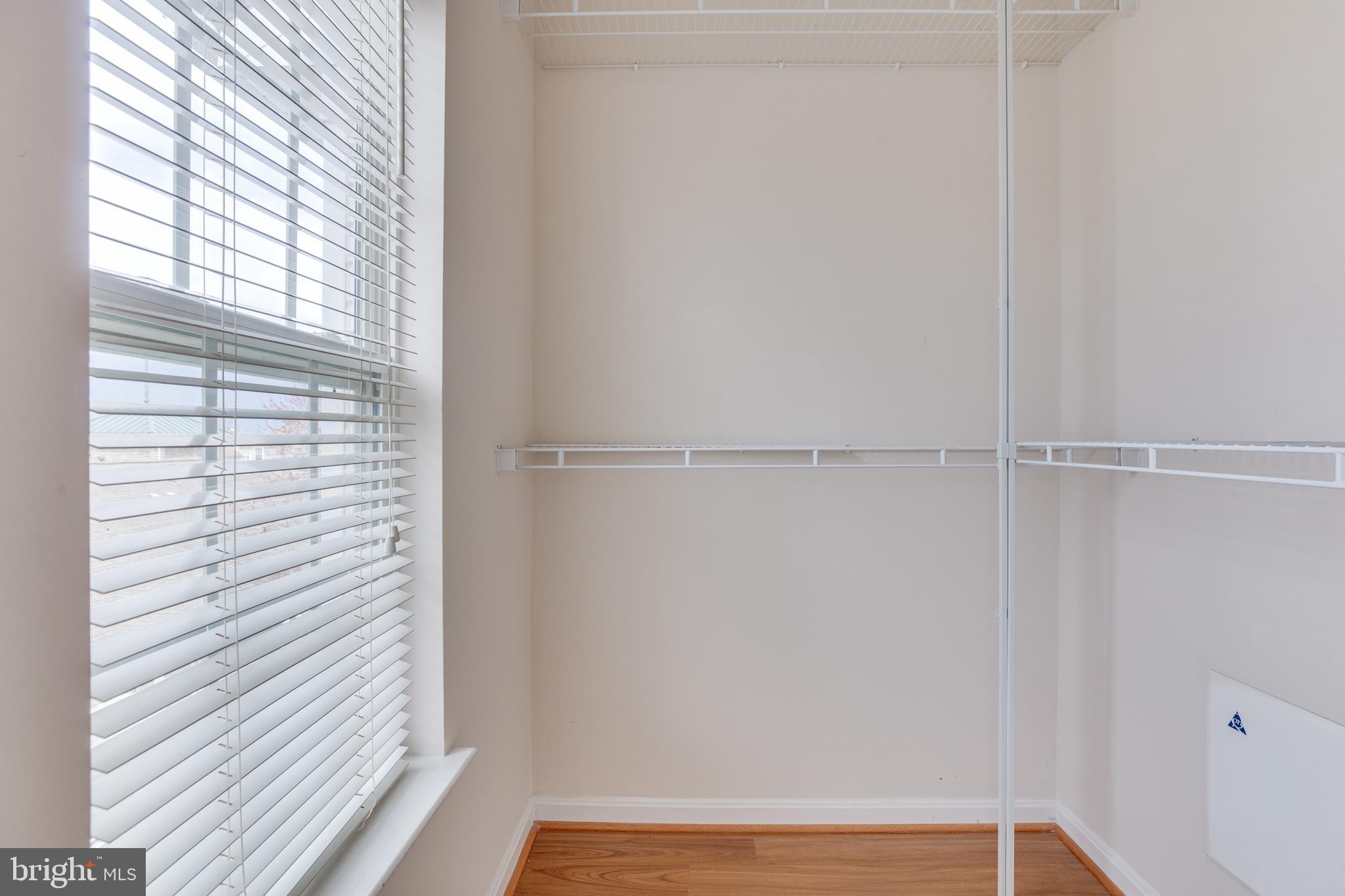 PARKSIDE AT ASHBURN - Residential