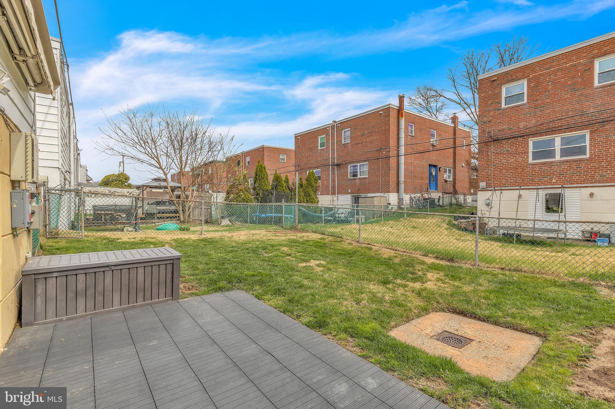 PHILADELPHIA - Residential