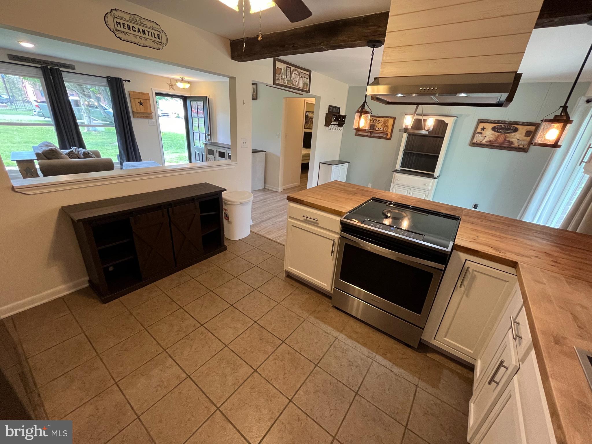 BRADDOCK ESTATES - Residential