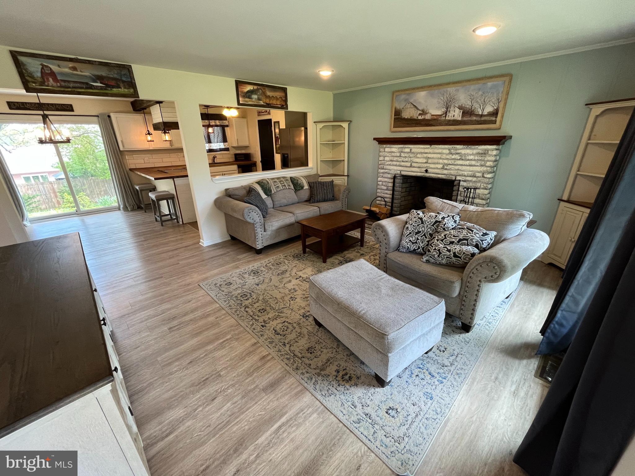 BRADDOCK ESTATES - Residential