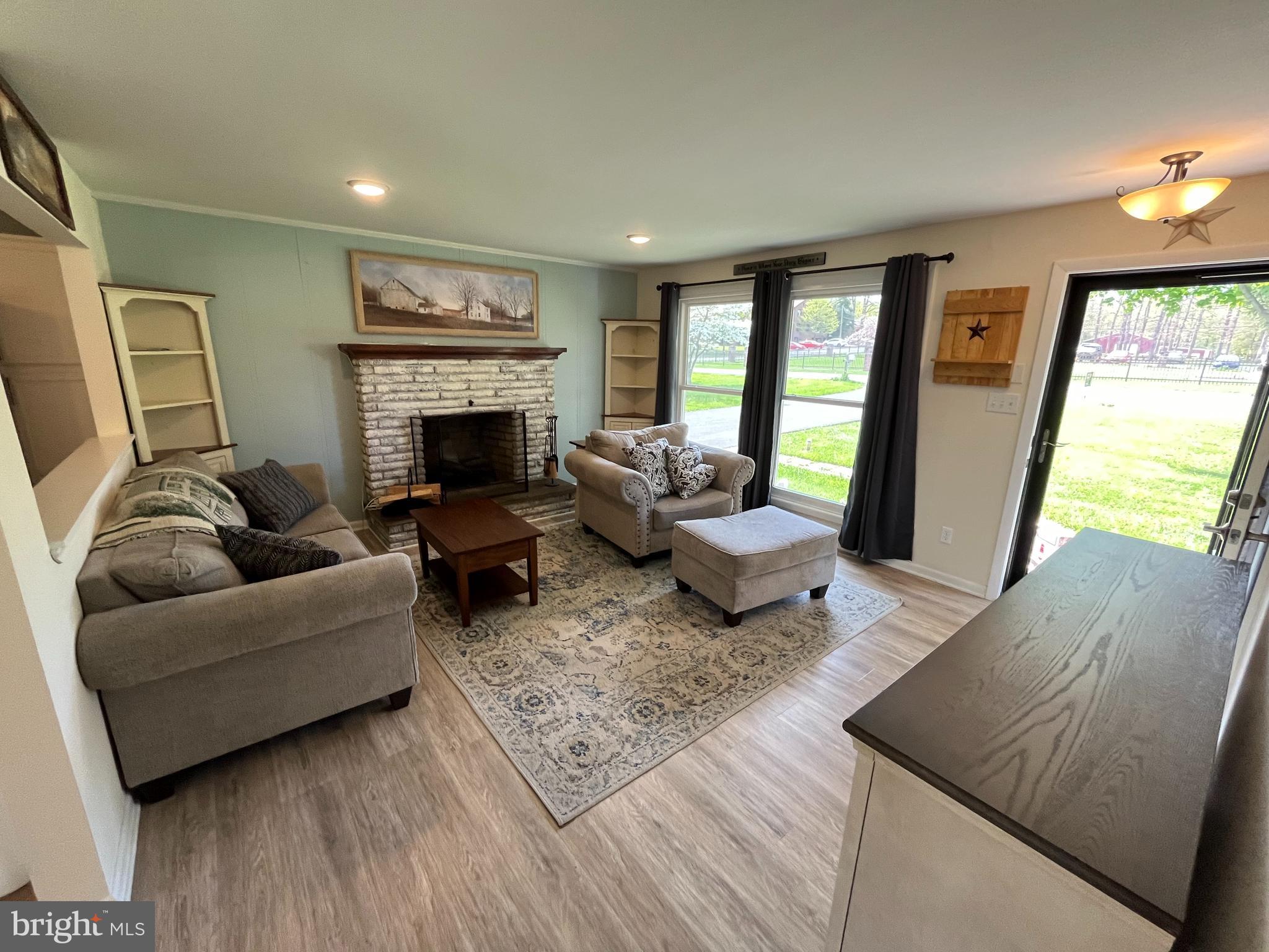 BRADDOCK ESTATES - Residential