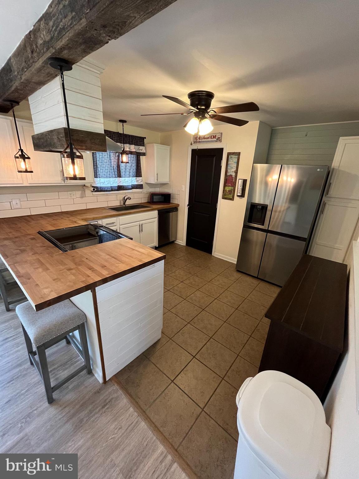 BRADDOCK ESTATES - Residential