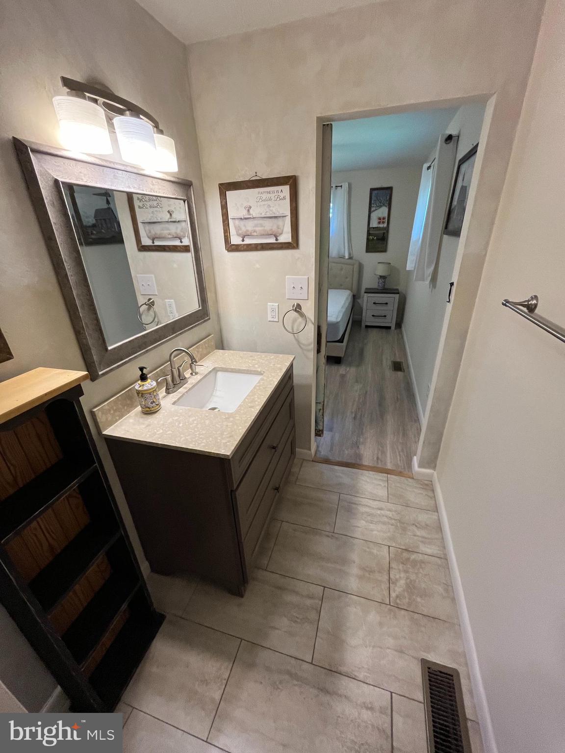 BRADDOCK ESTATES - Residential