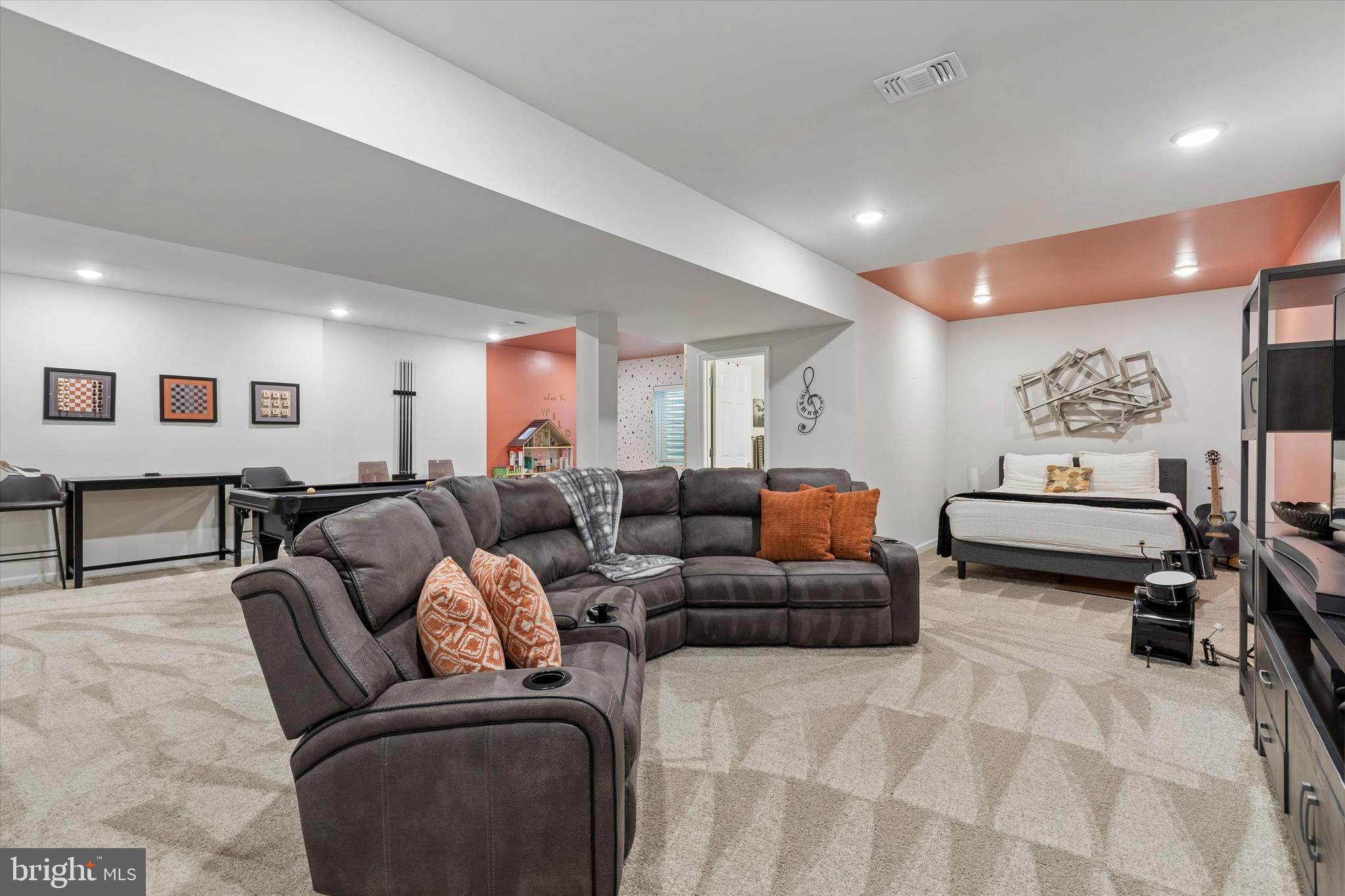 LIBERTY RIDGE - Residential