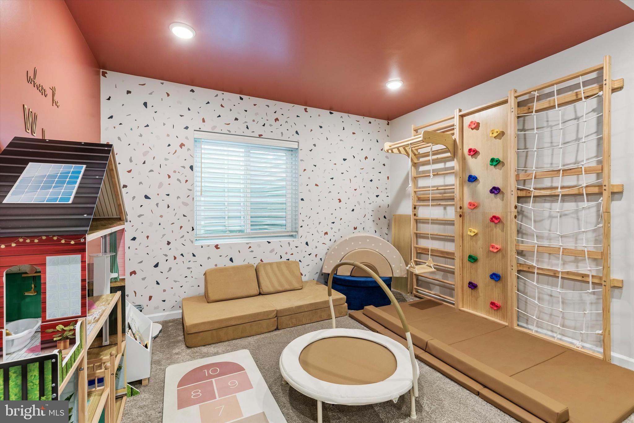 LIBERTY RIDGE - Residential