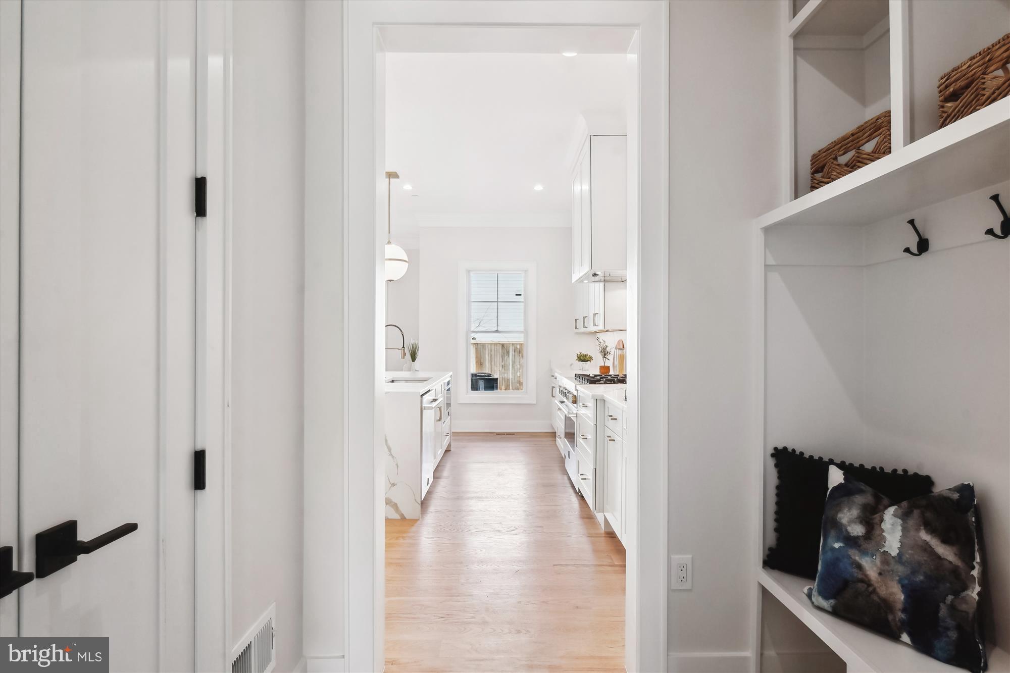 KENSINGTON ESTATES - Residential