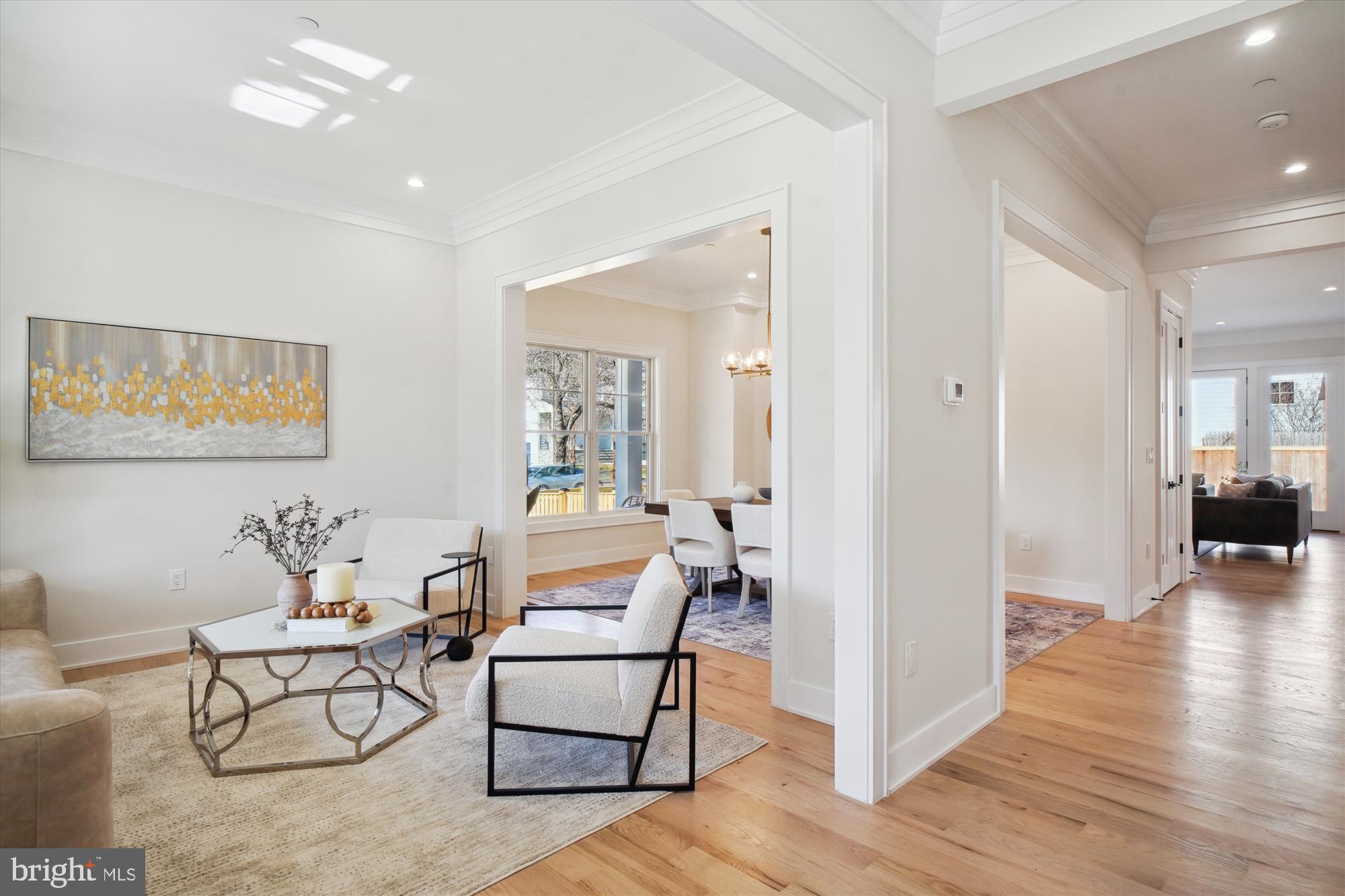 KENSINGTON ESTATES - Residential