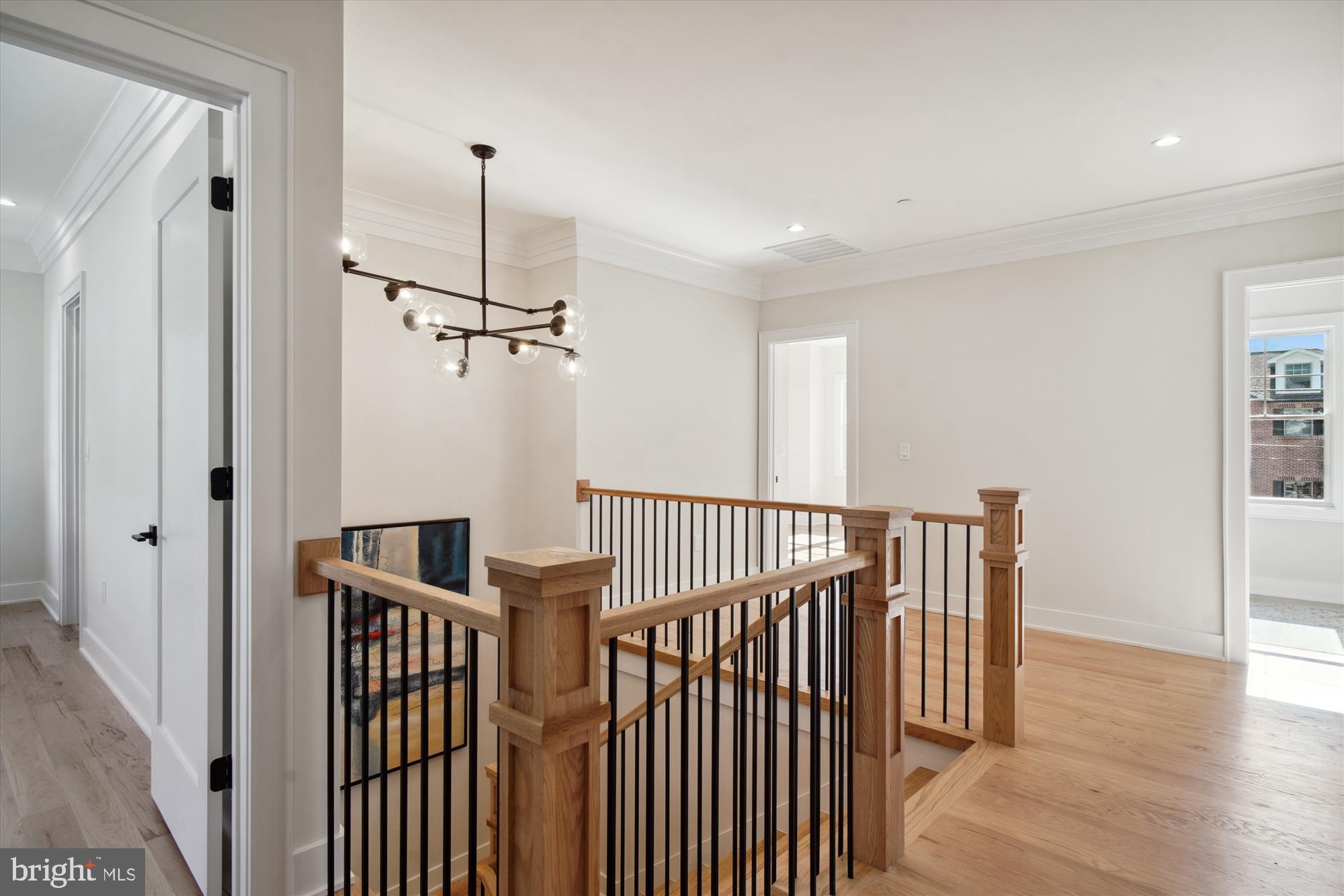 KENSINGTON ESTATES - Residential