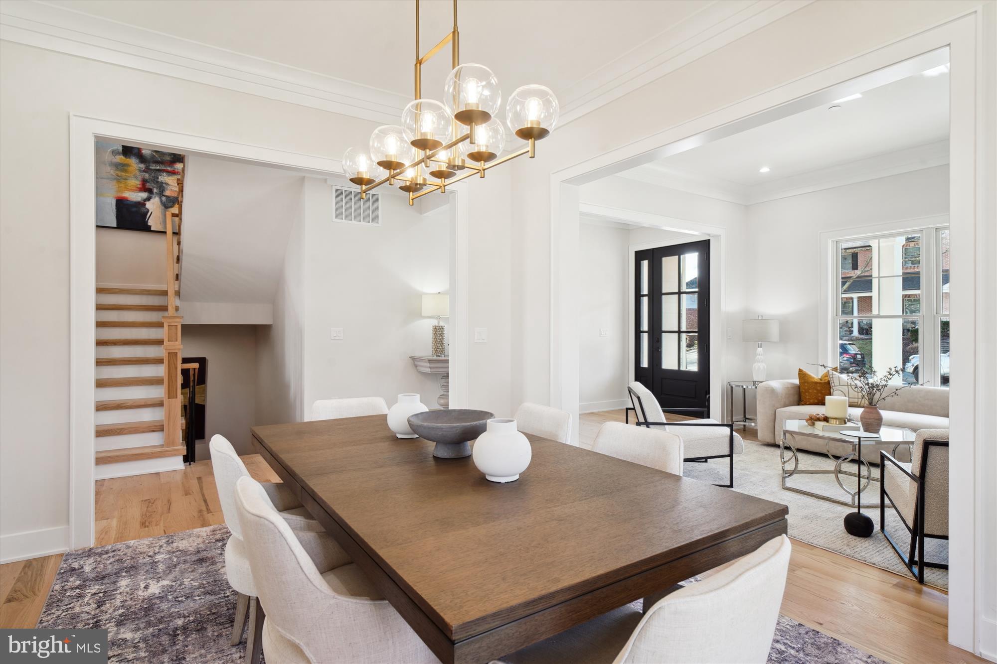 KENSINGTON ESTATES - Residential