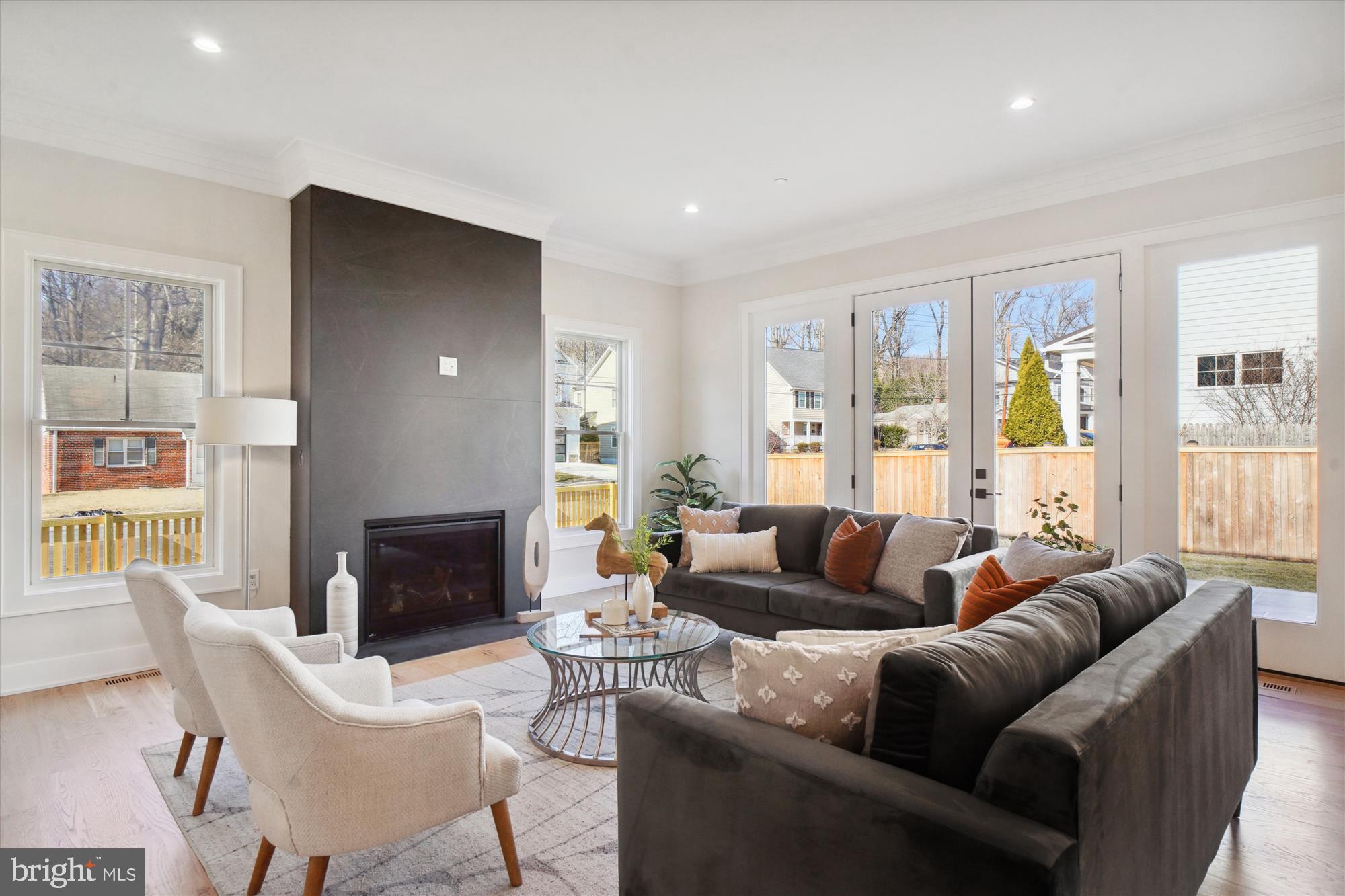 KENSINGTON ESTATES - Residential