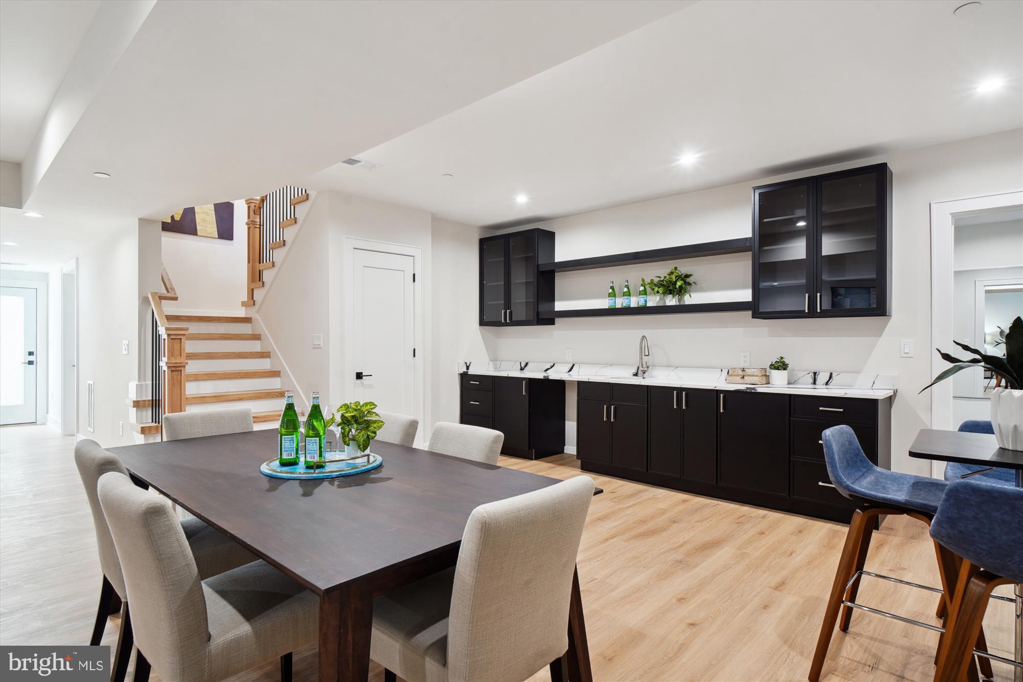 KENSINGTON ESTATES - Residential